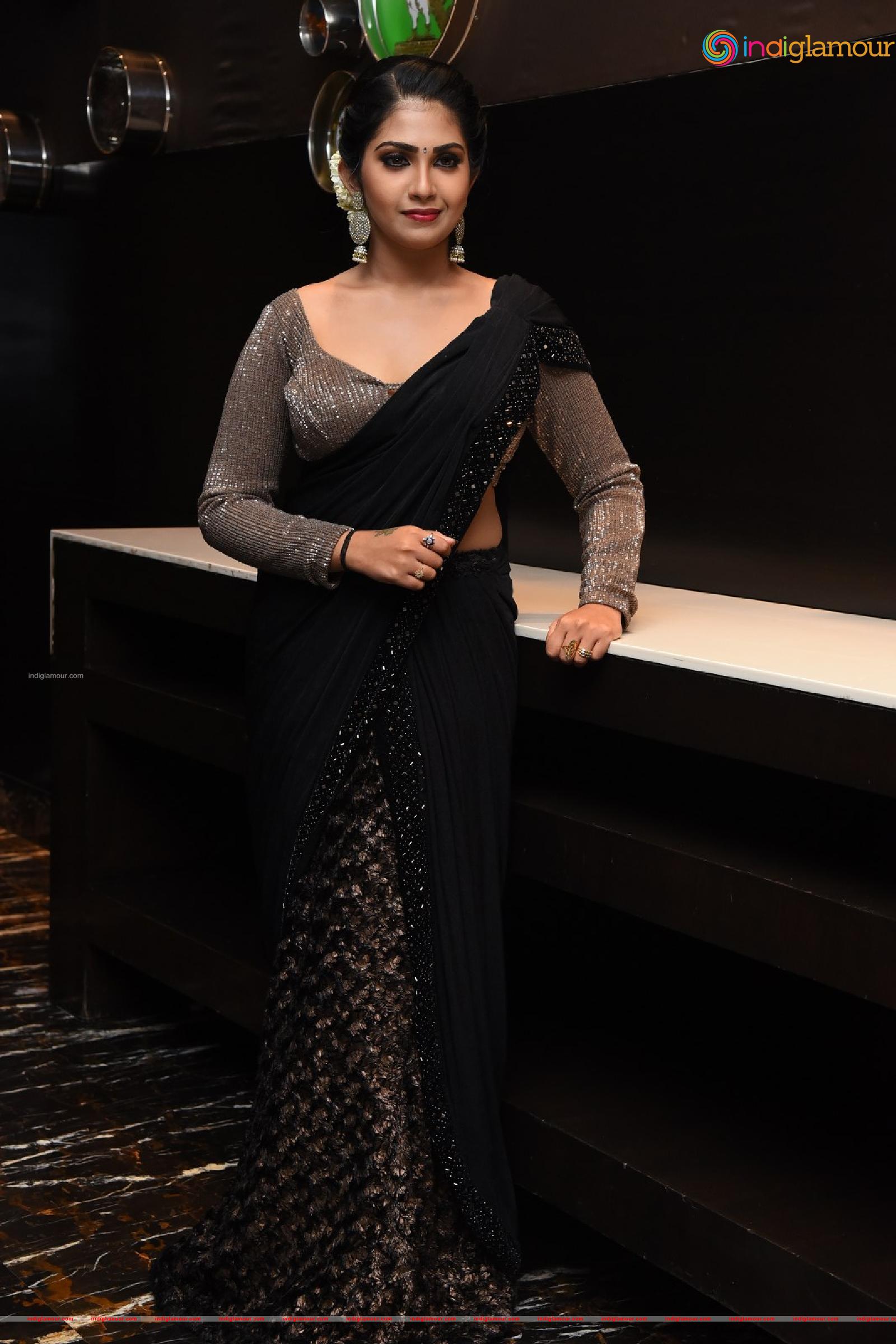 Varsha Viswanath Actress hd photo