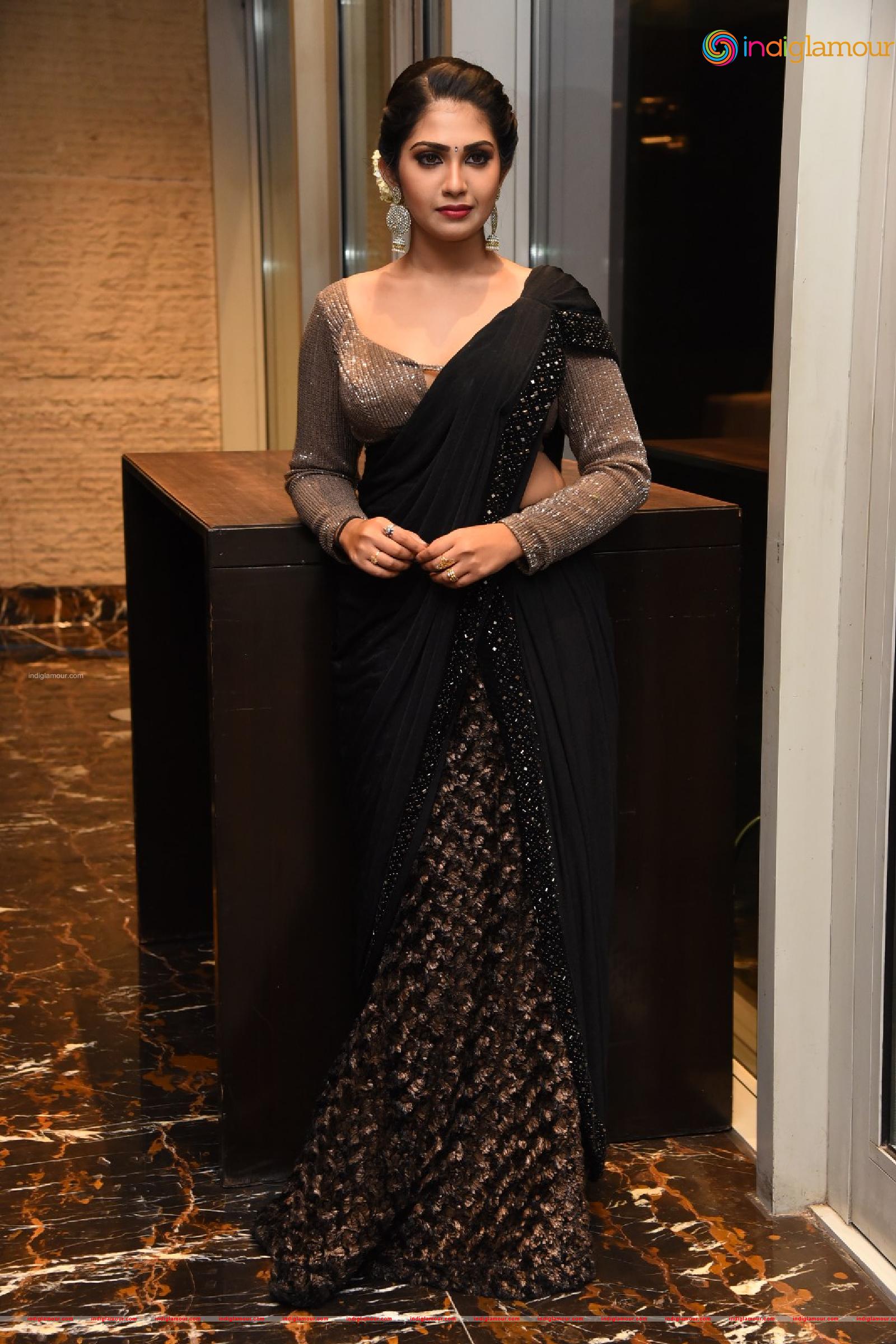 Varsha Viswanath Actress hd photo