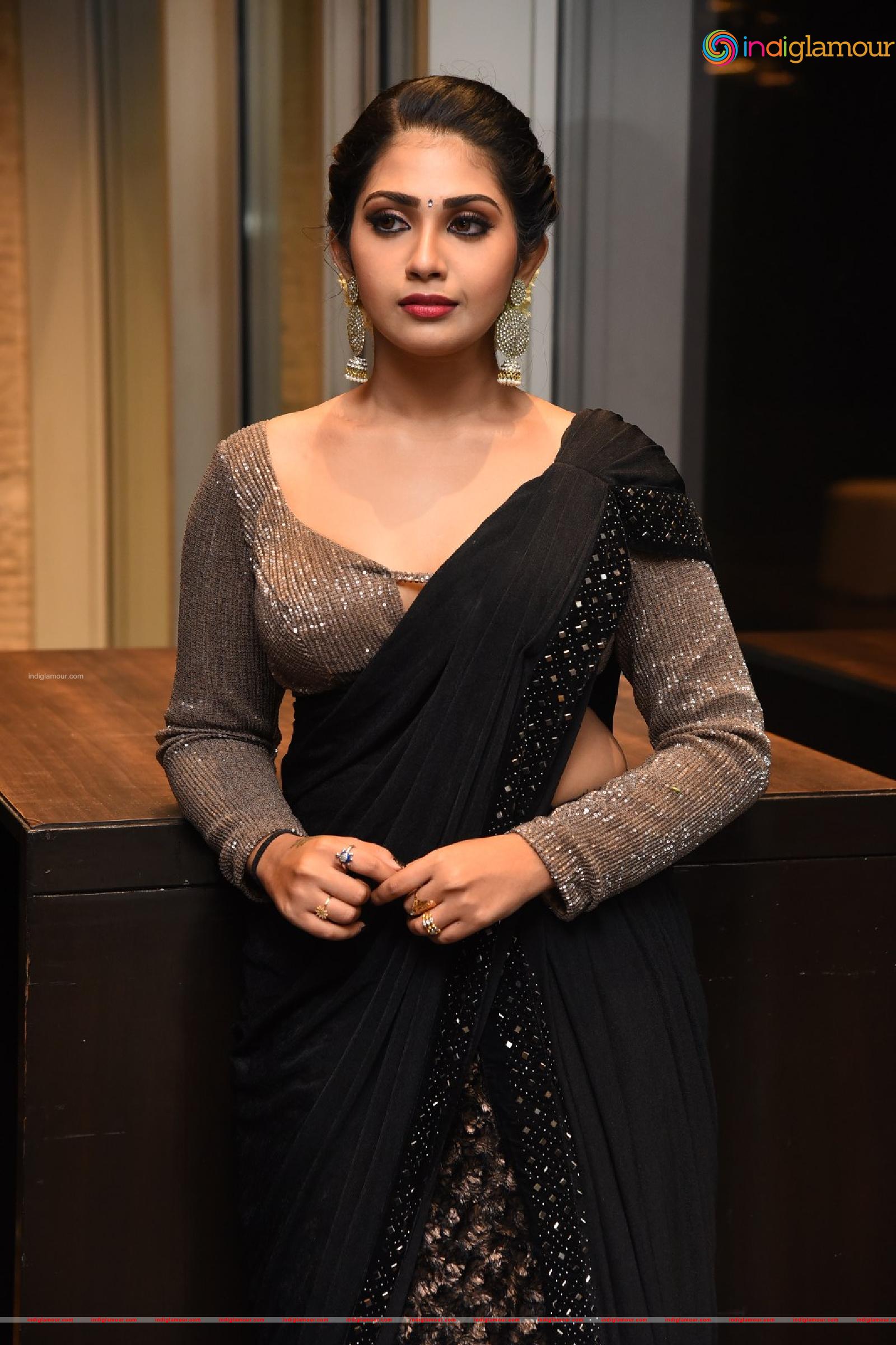 Varsha Viswanath Actress photo,image,pics and stills - # 538784