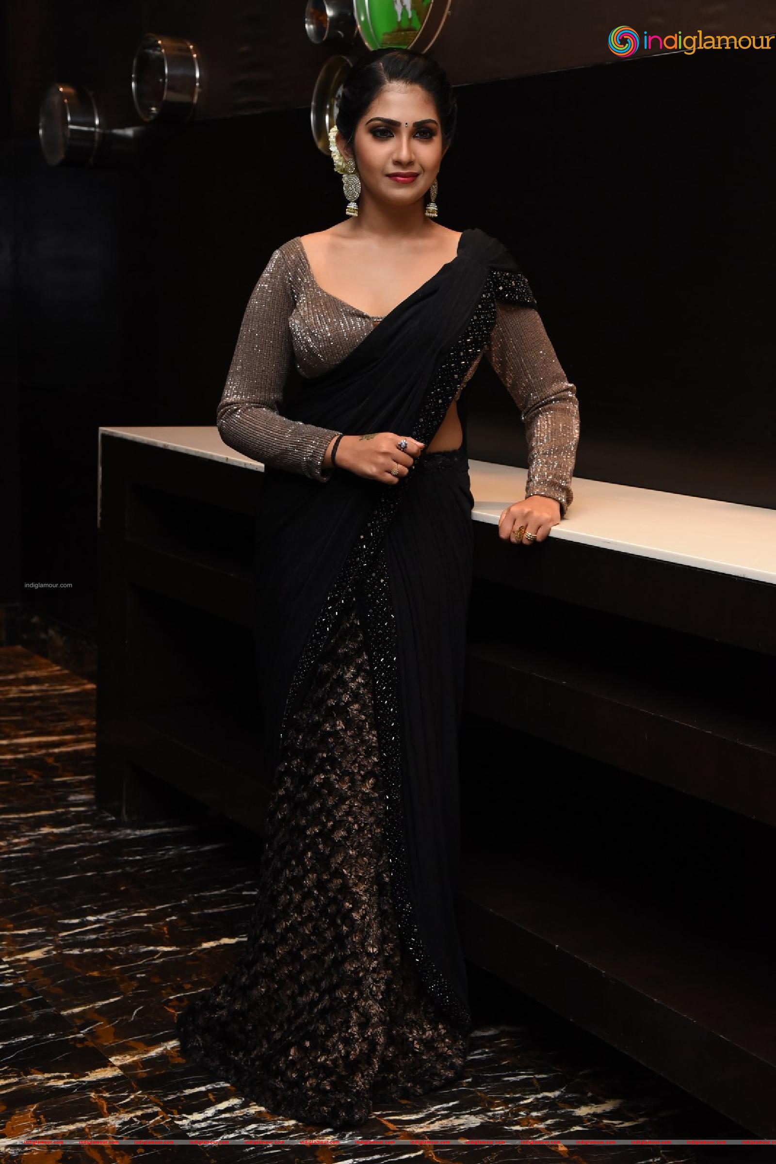 Varsha Viswanath Actress hd photo