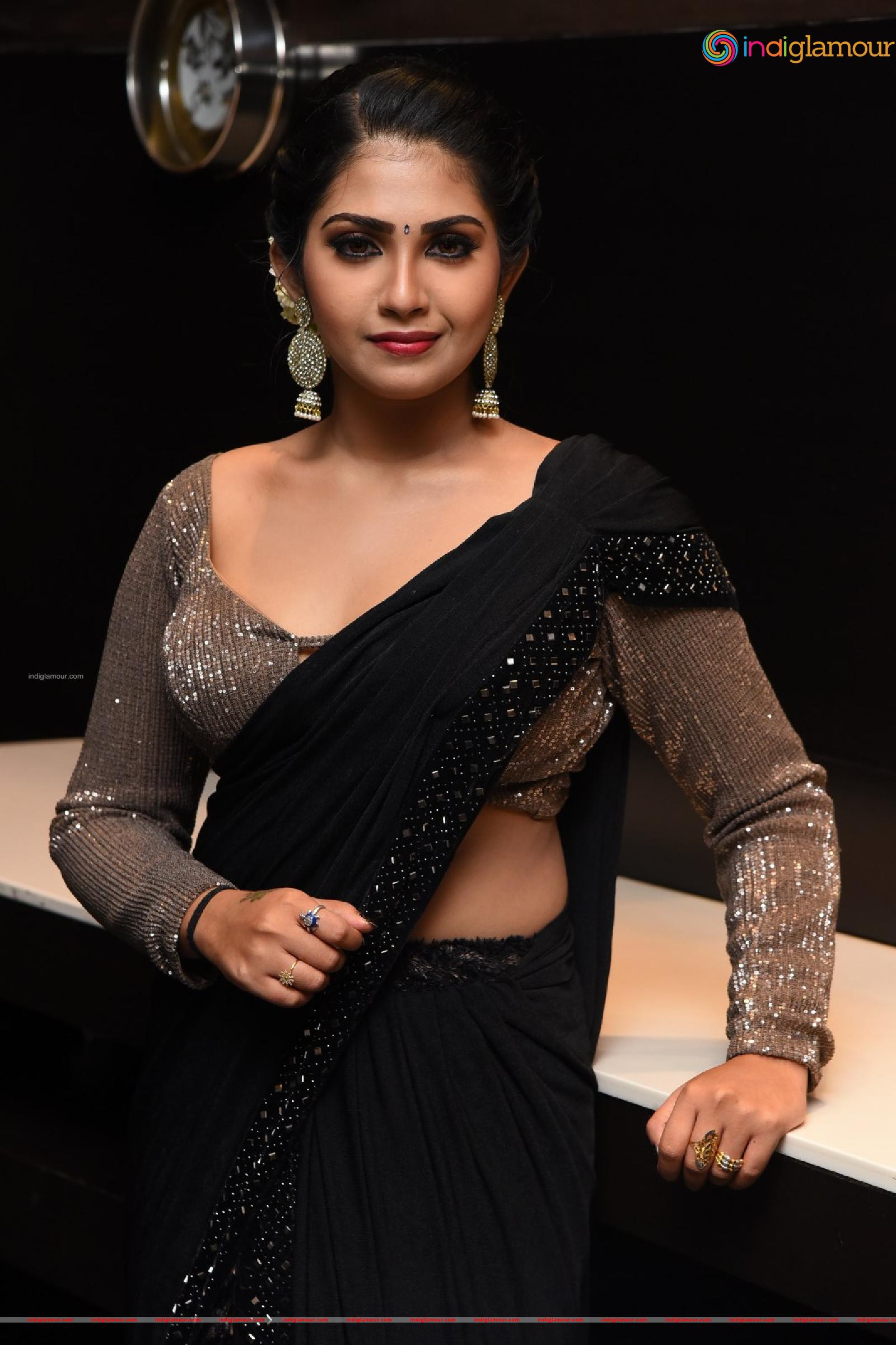 Varsha Viswanath Actress hd photo