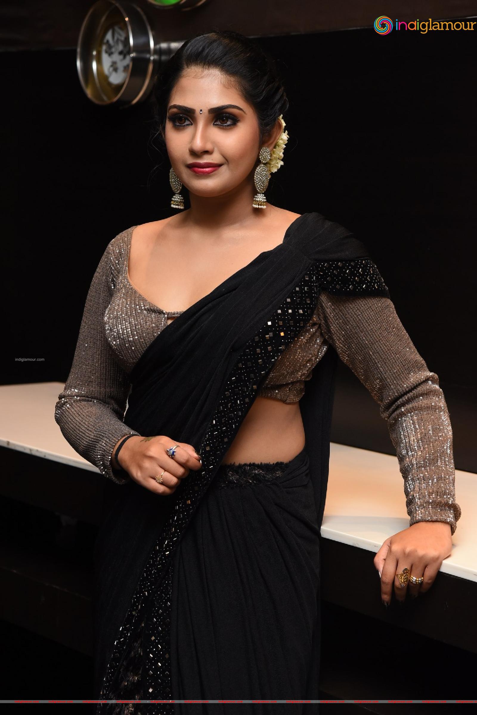 Varsha Viswanath Actress hd photo