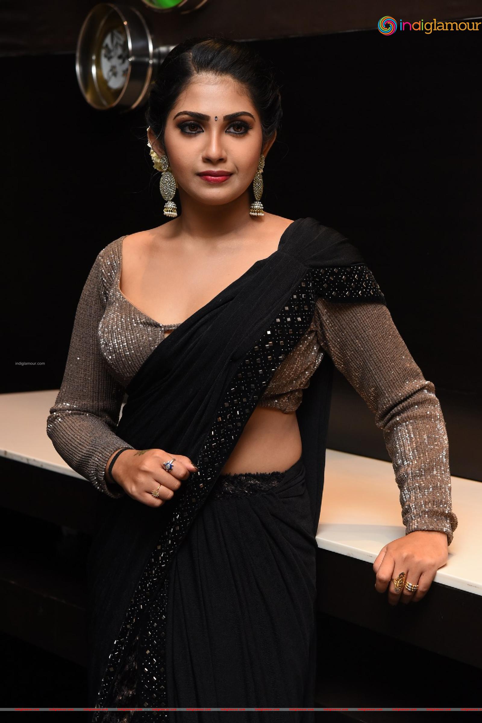 Varsha Viswanath Actress hd photo