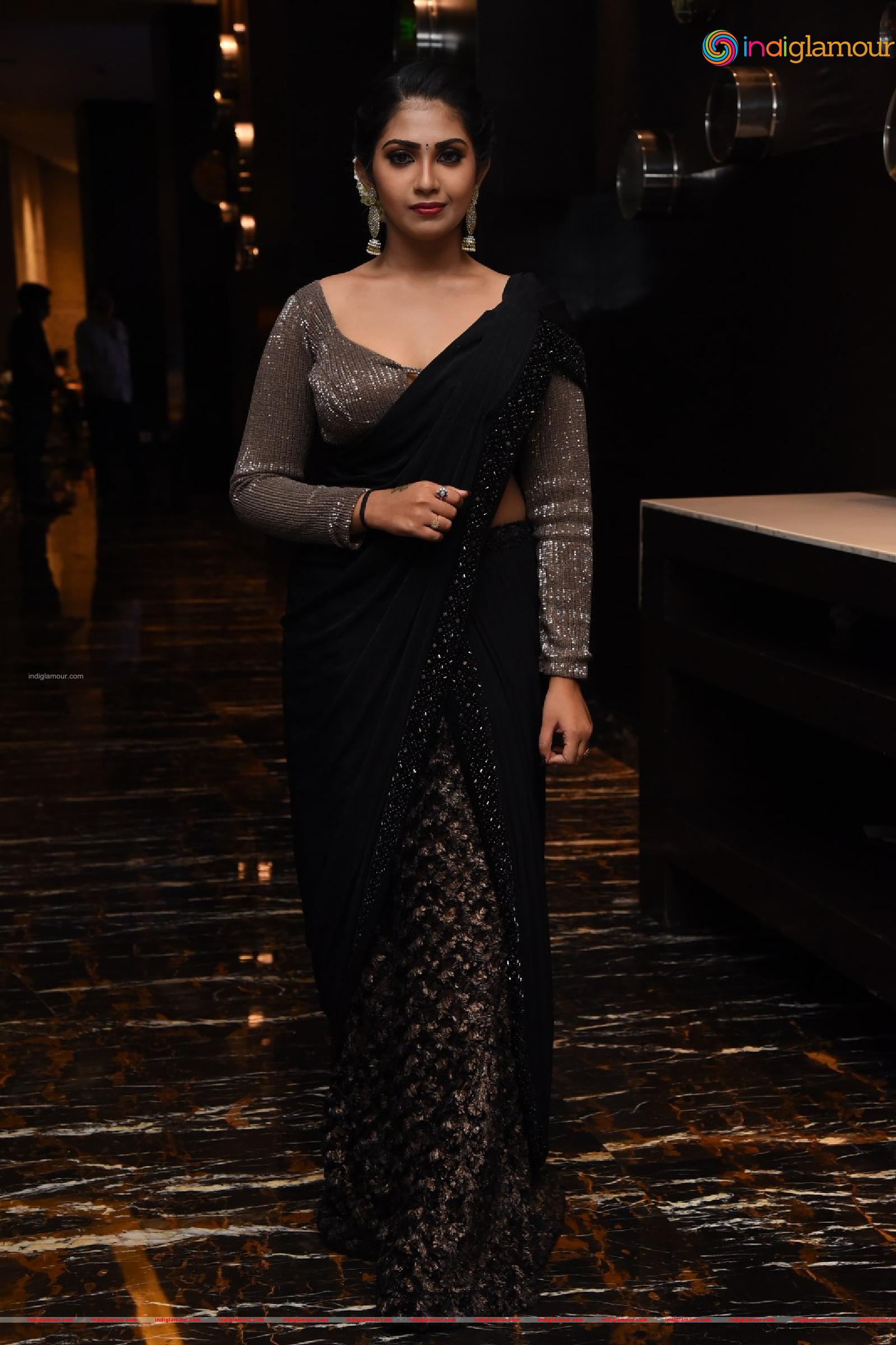 Varsha Viswanath Actress hd photo
