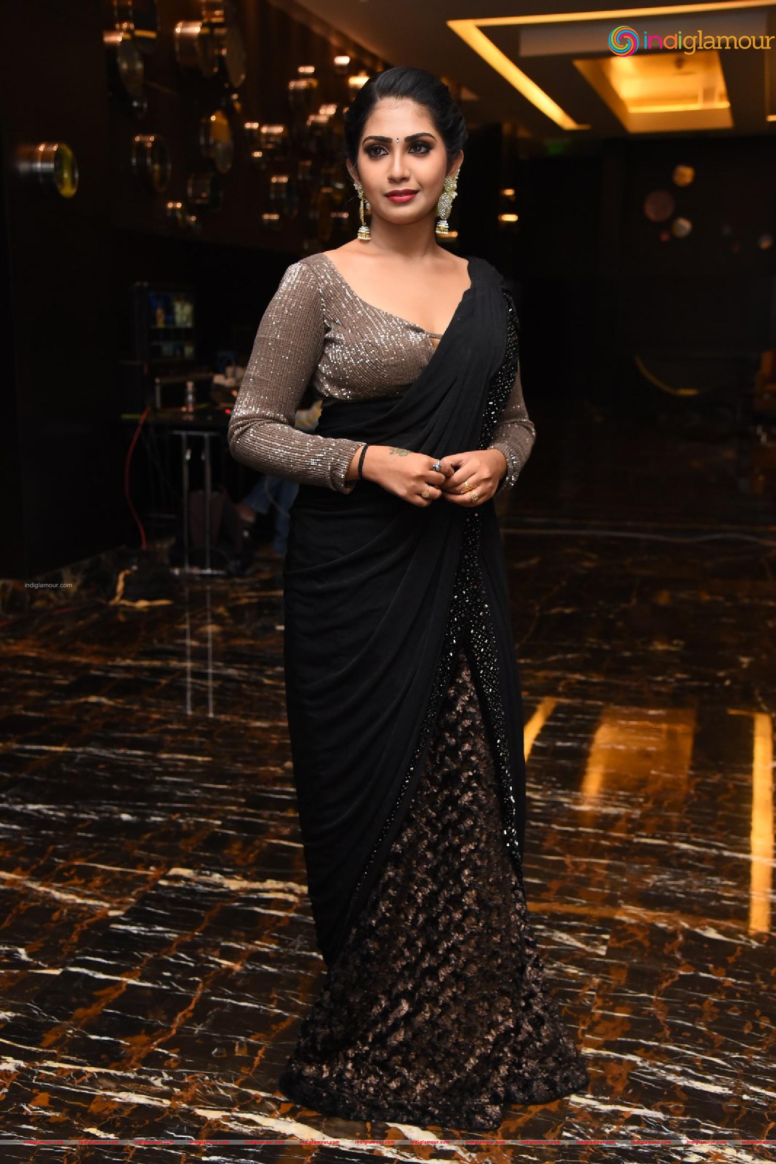 Varsha Viswanath Actress hd photo