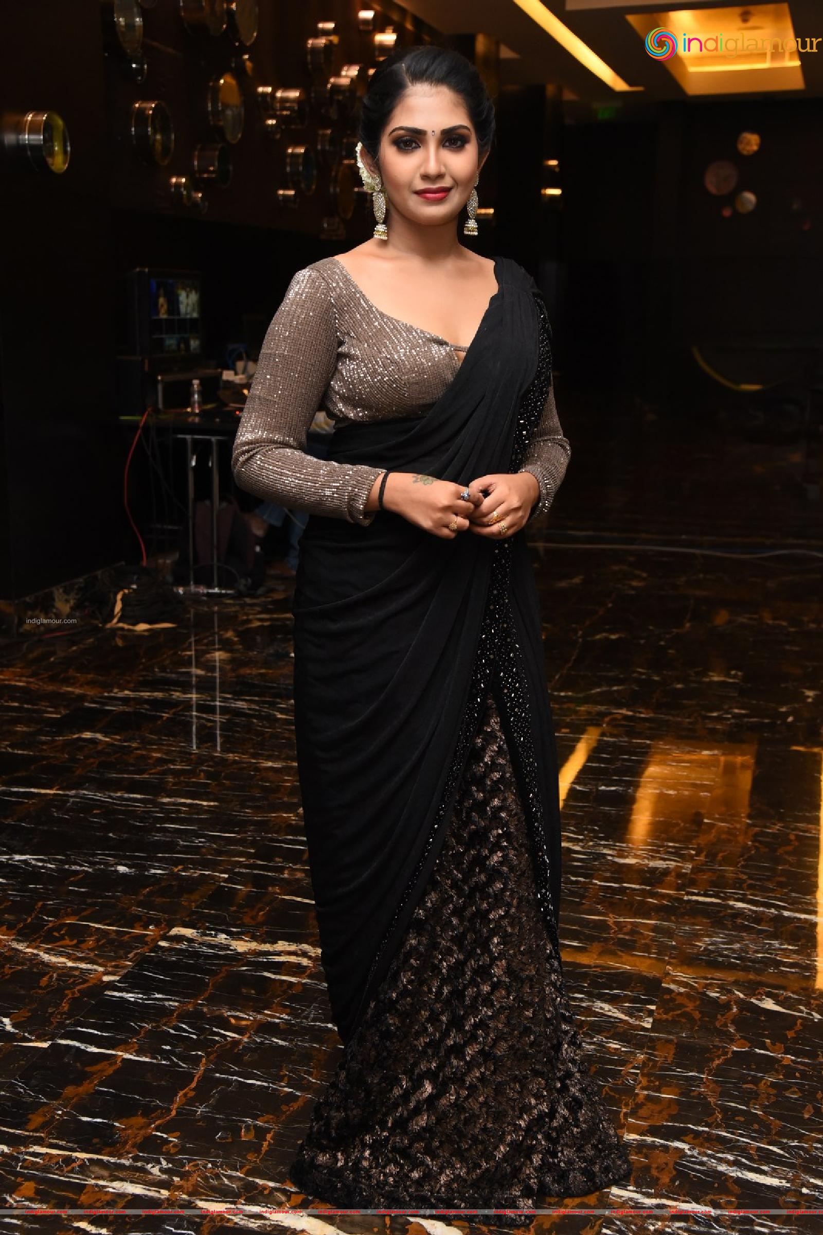 Varsha Viswanath Actress hd photo