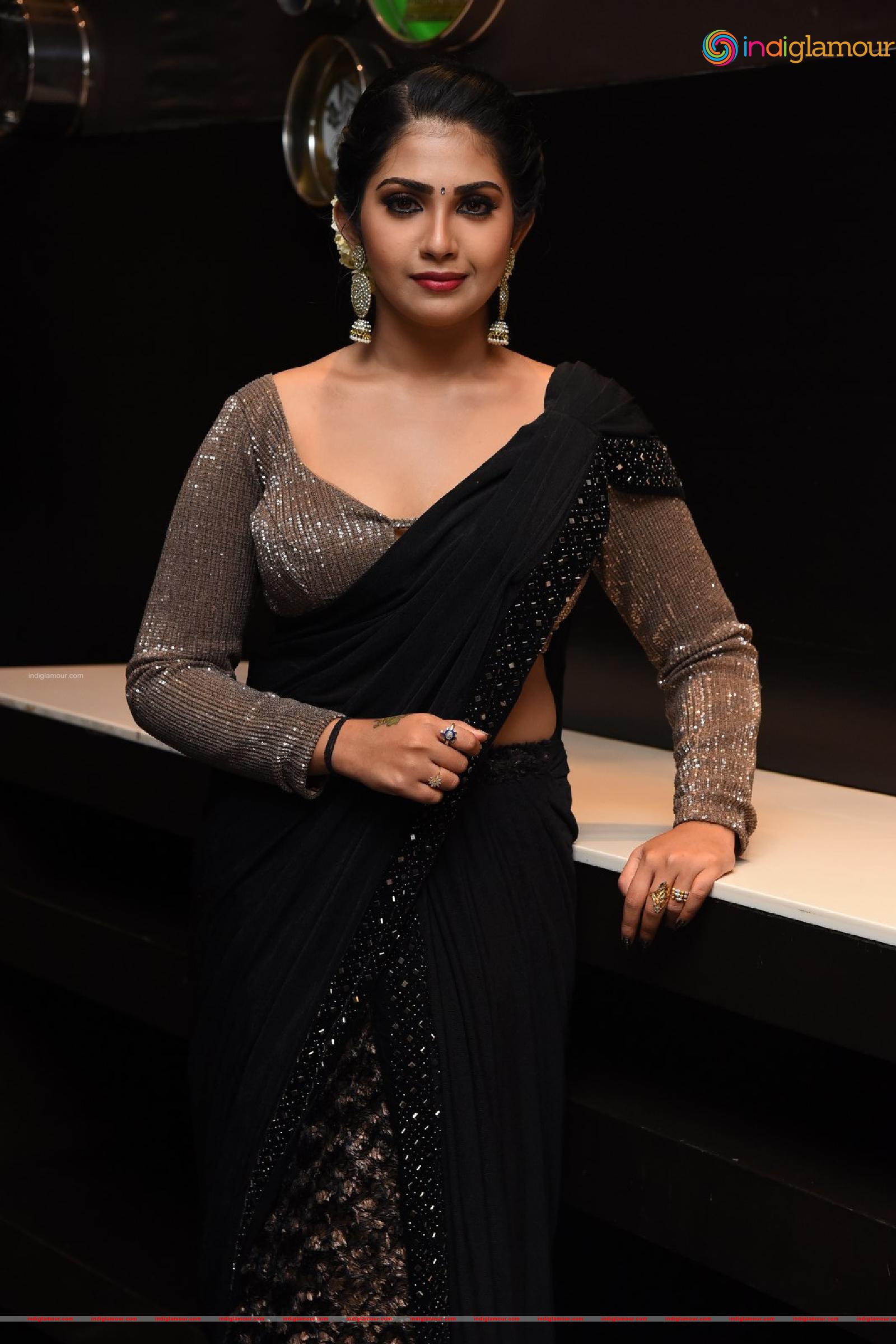 Varsha Viswanath Actress hd photo
