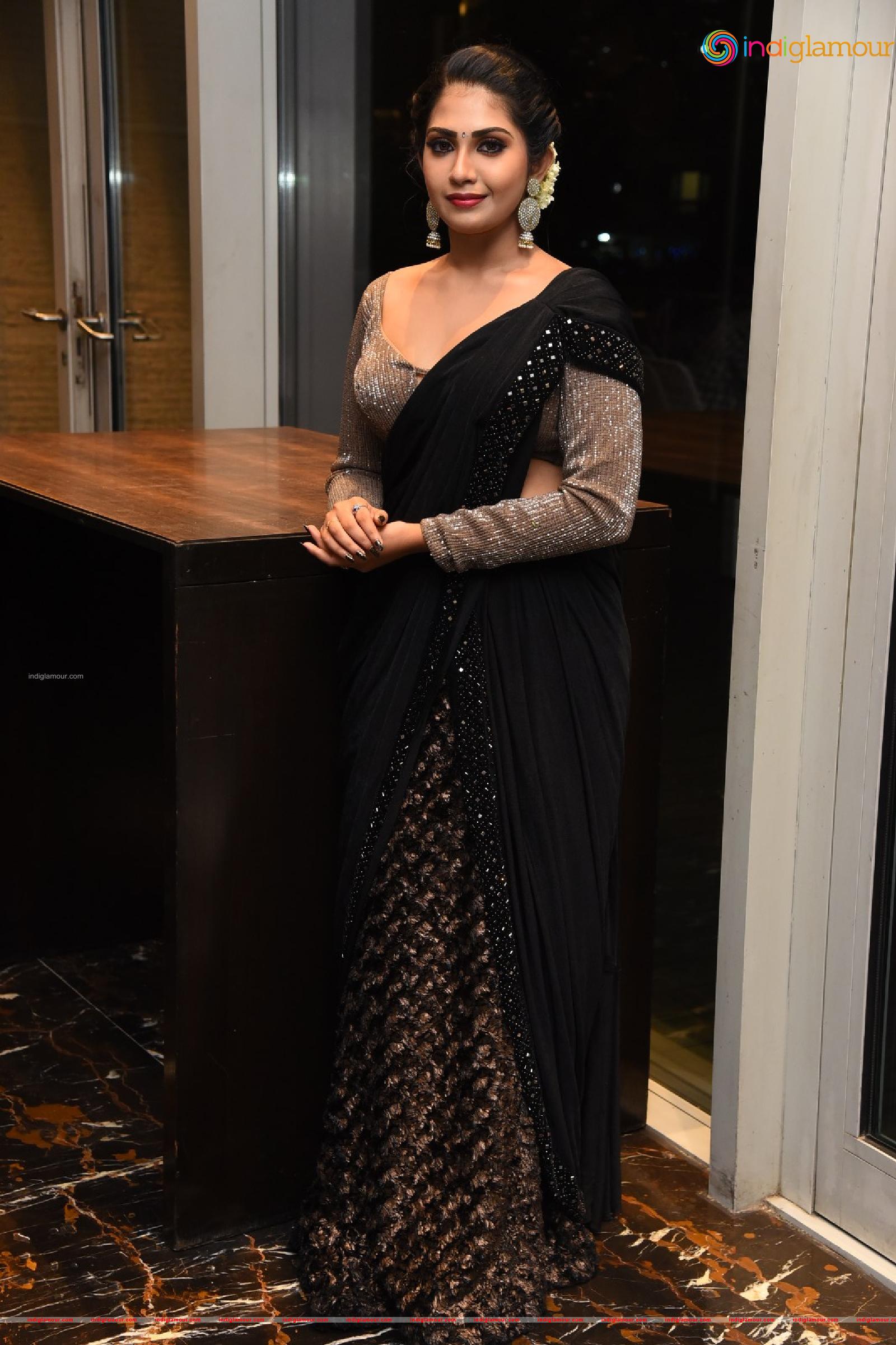 Varsha Viswanath Actress hd photo