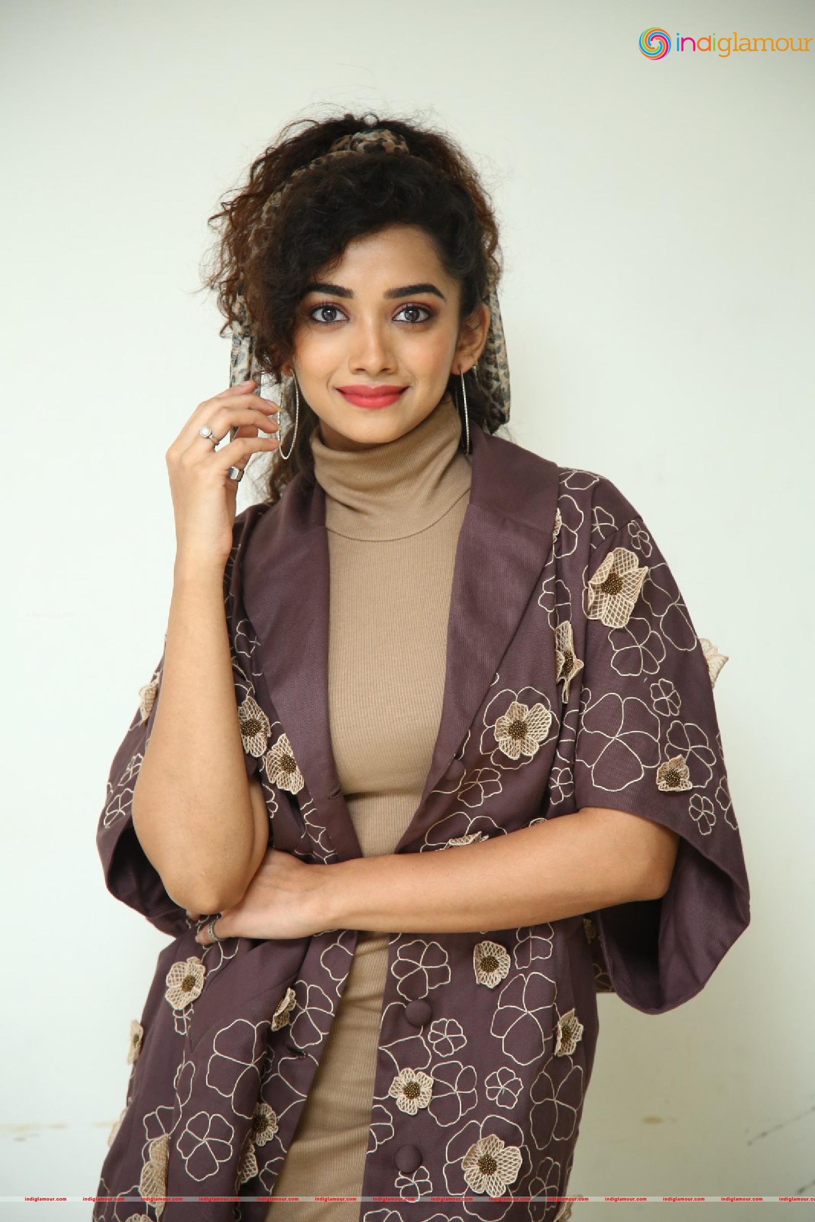 Saanve Megghana Actress hd photo