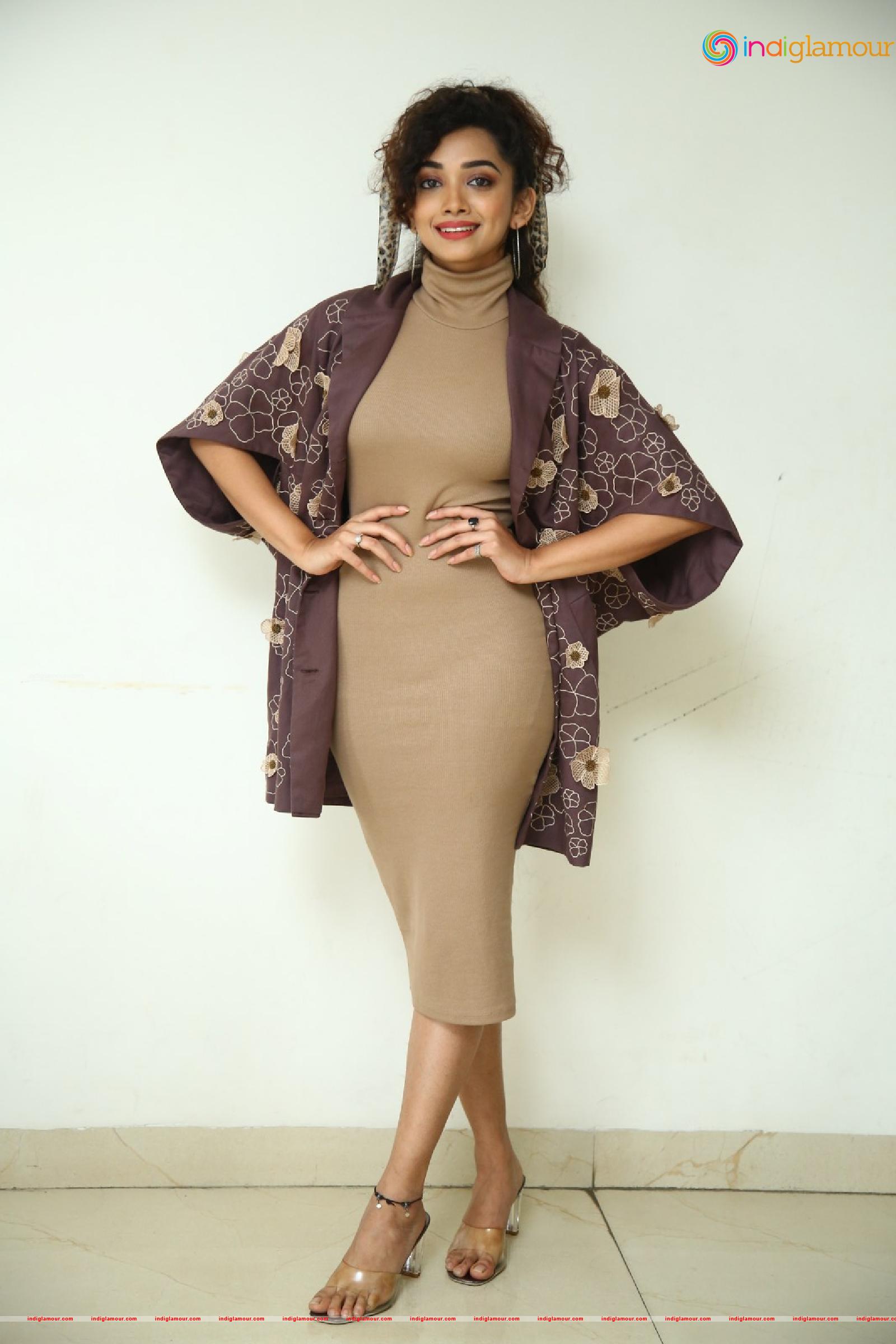 Saanve Megghana Actress hd photo