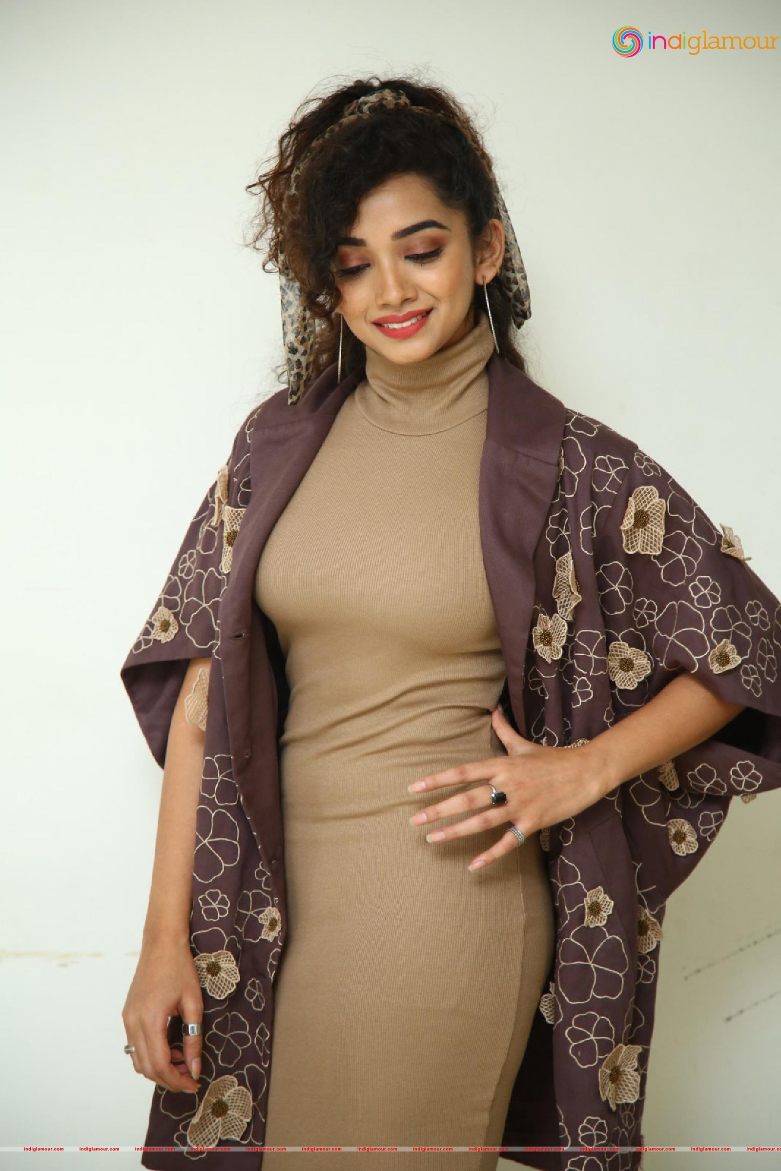 Saanve Megghana Actress hd photo