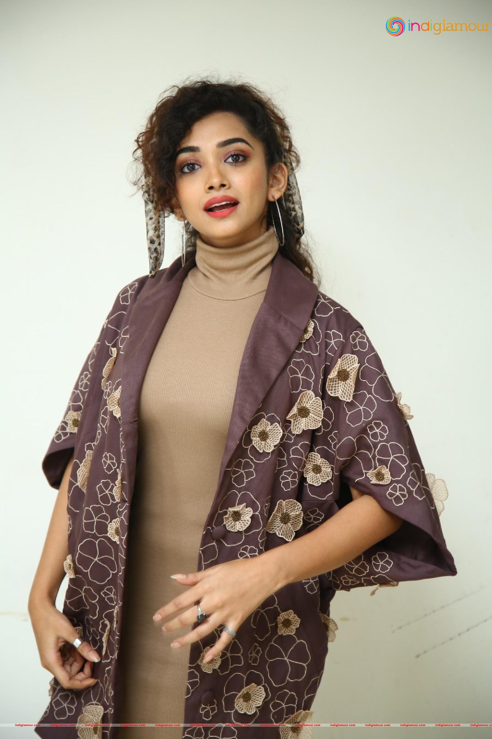 Saanve Megghana Actress hd photo