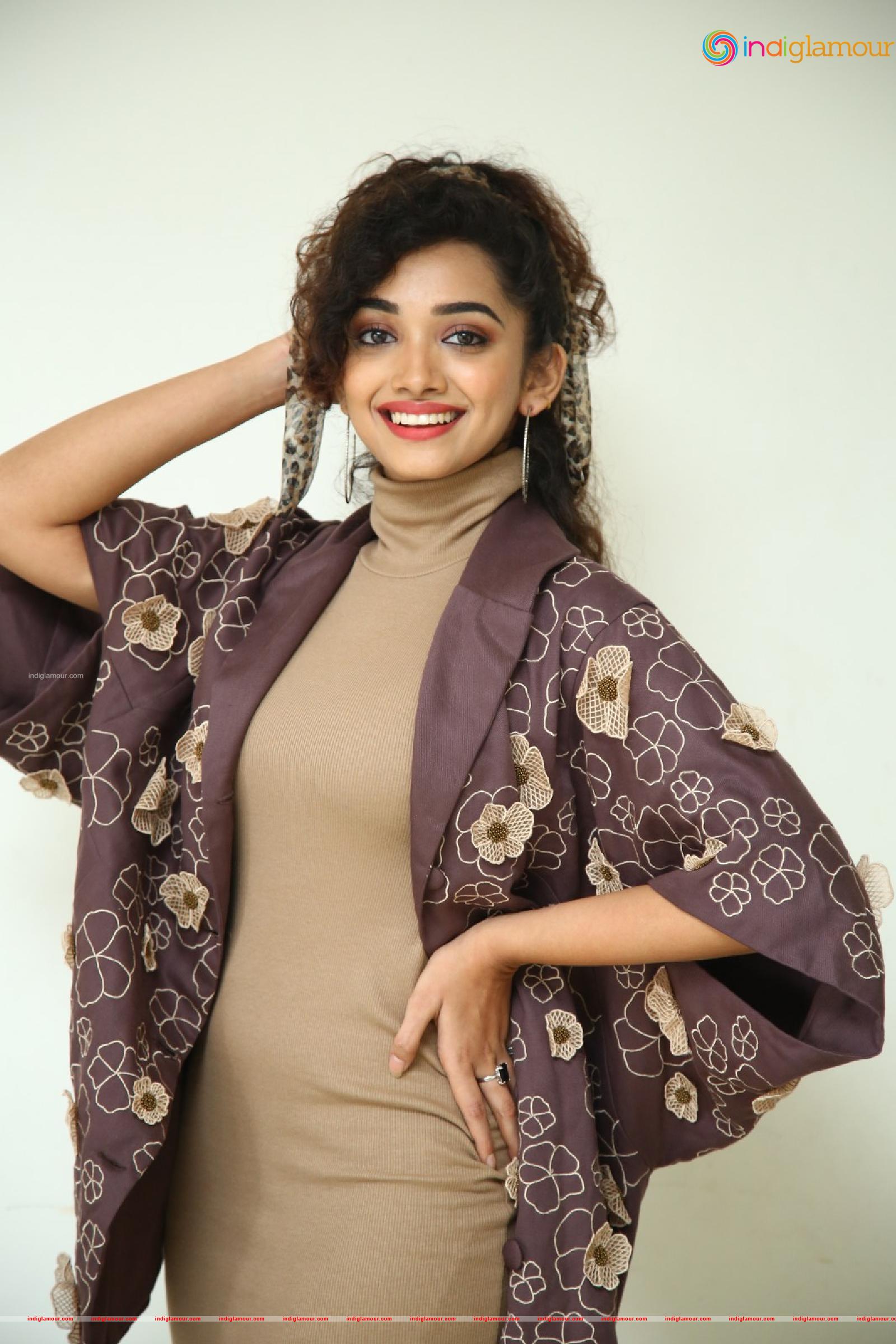 Saanve Megghana Actress hd photo
