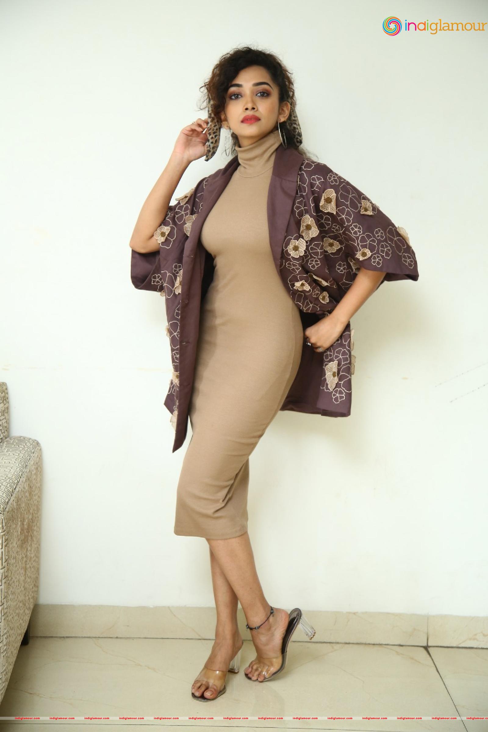 Saanve Megghana Actress hd photo