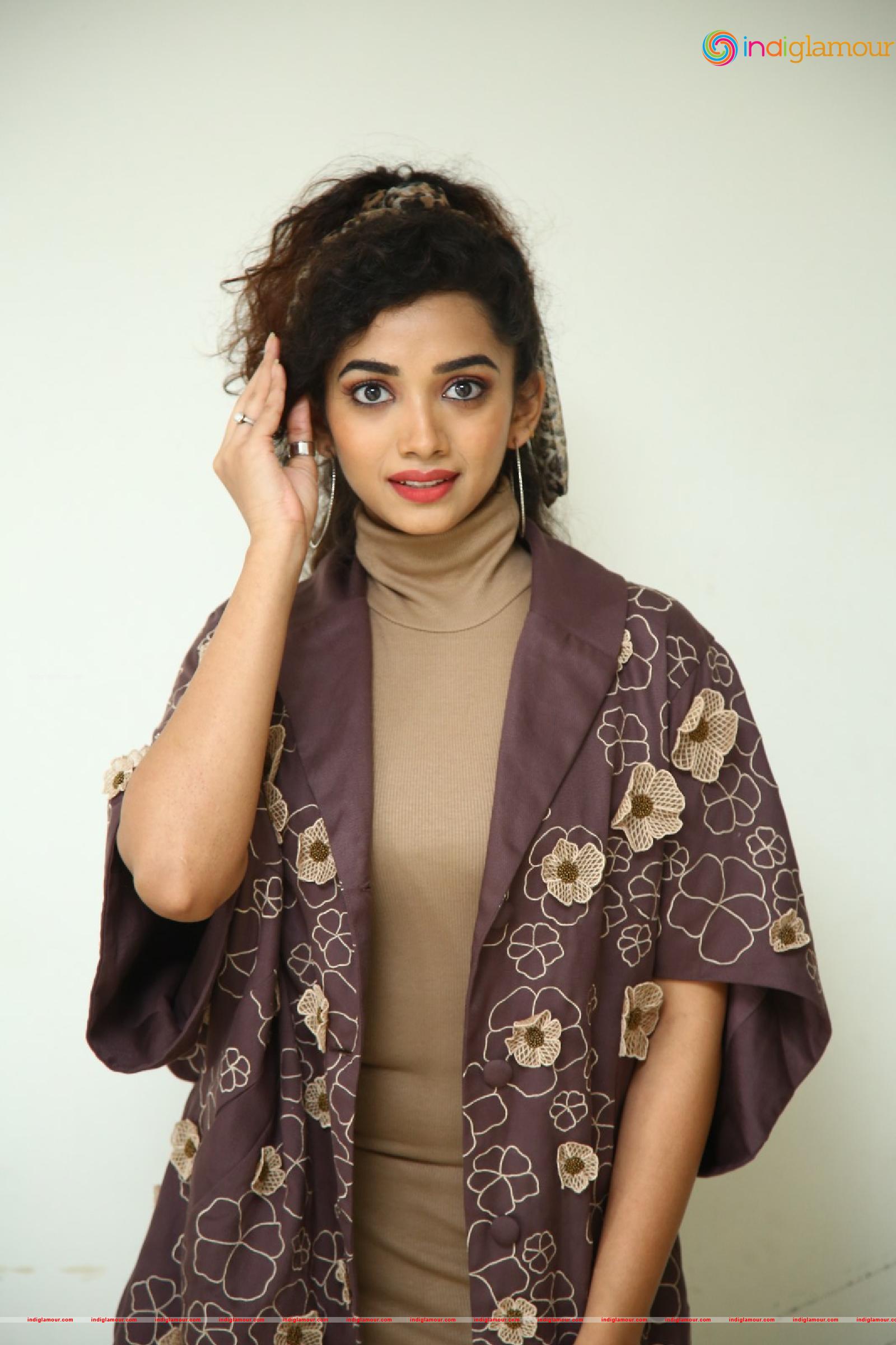 Saanve Megghana Actress hd photo