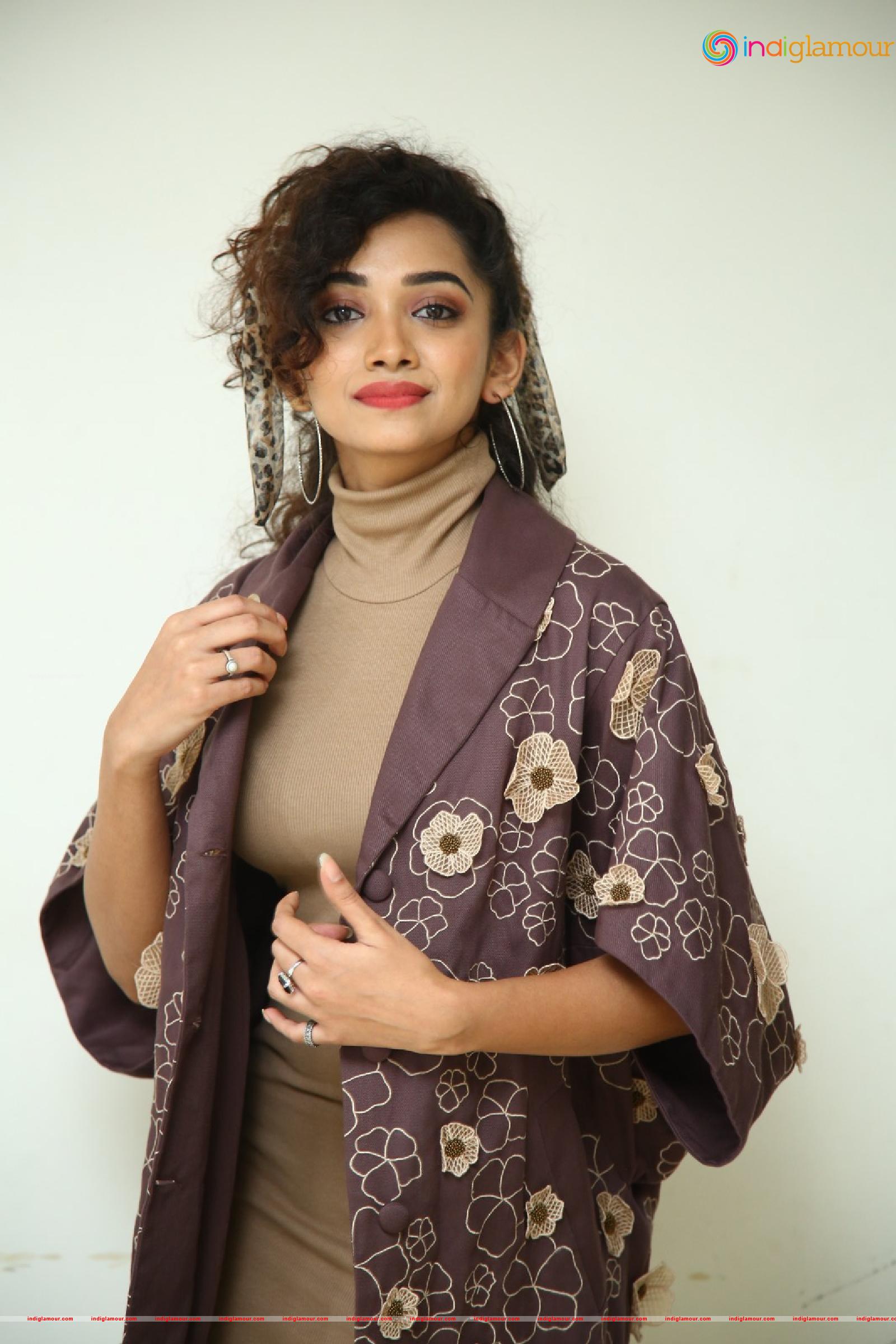 Saanve Megghana Actress hd photo