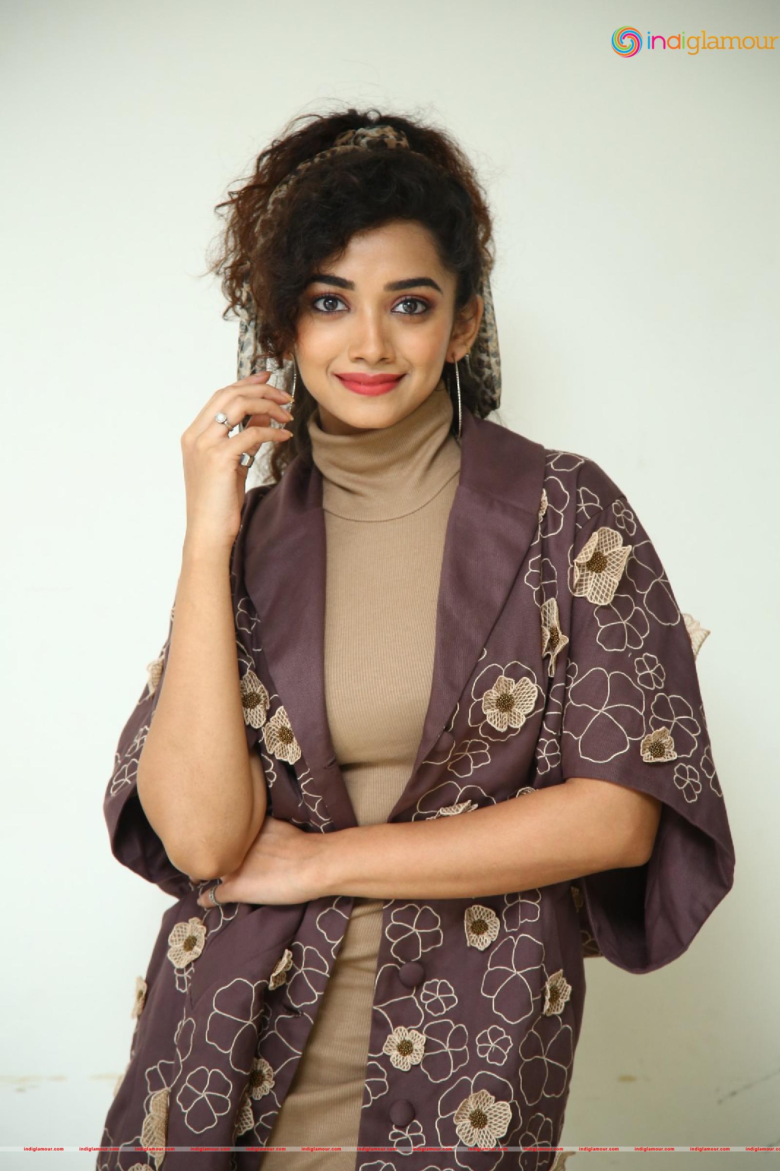 Saanve Megghana Actress hd photo