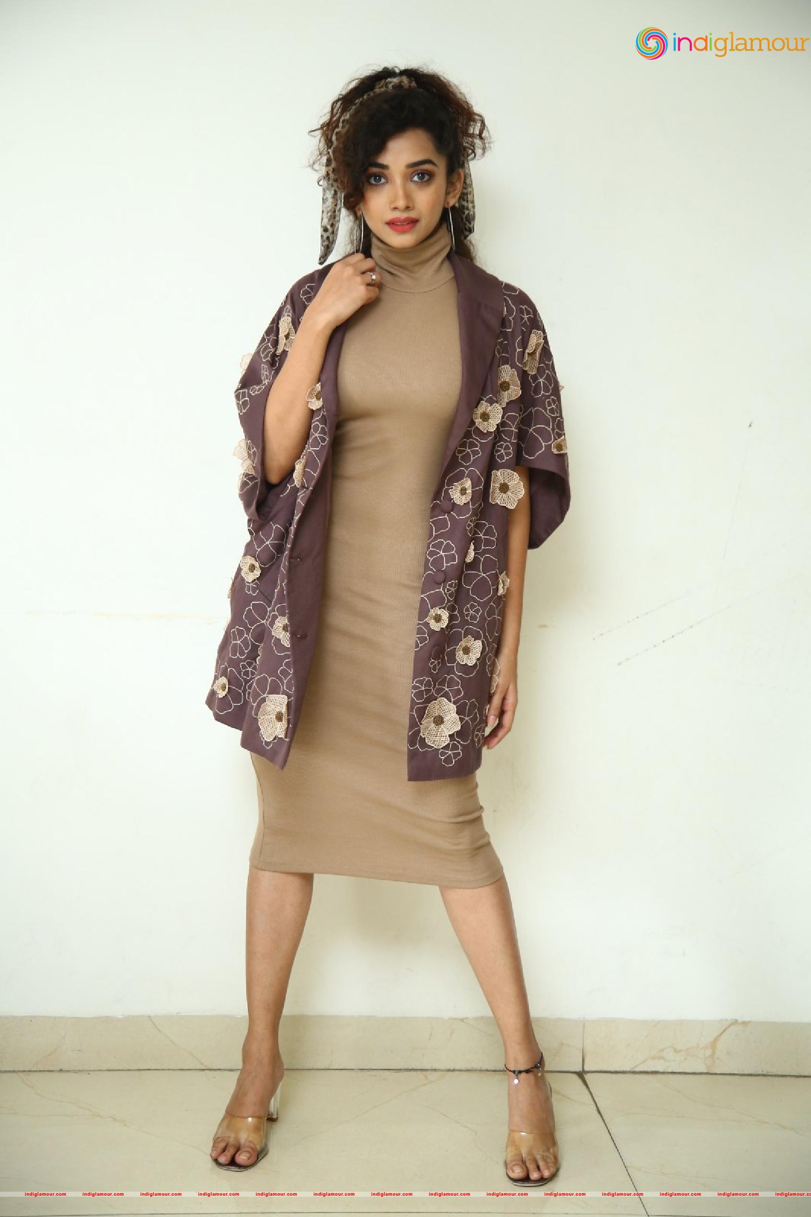Saanve Megghana Actress hd photo