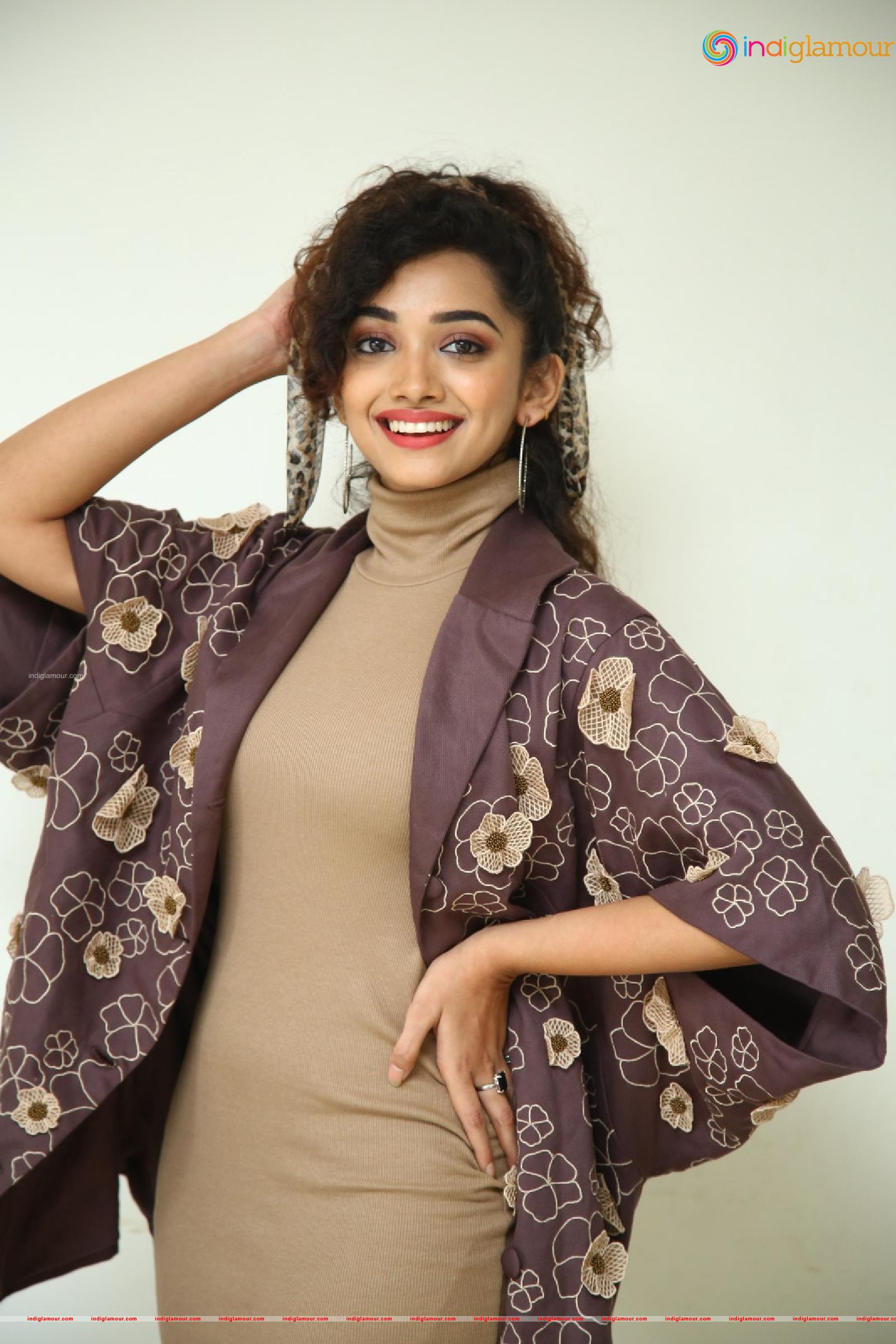 Saanve Megghana Actress hd photo