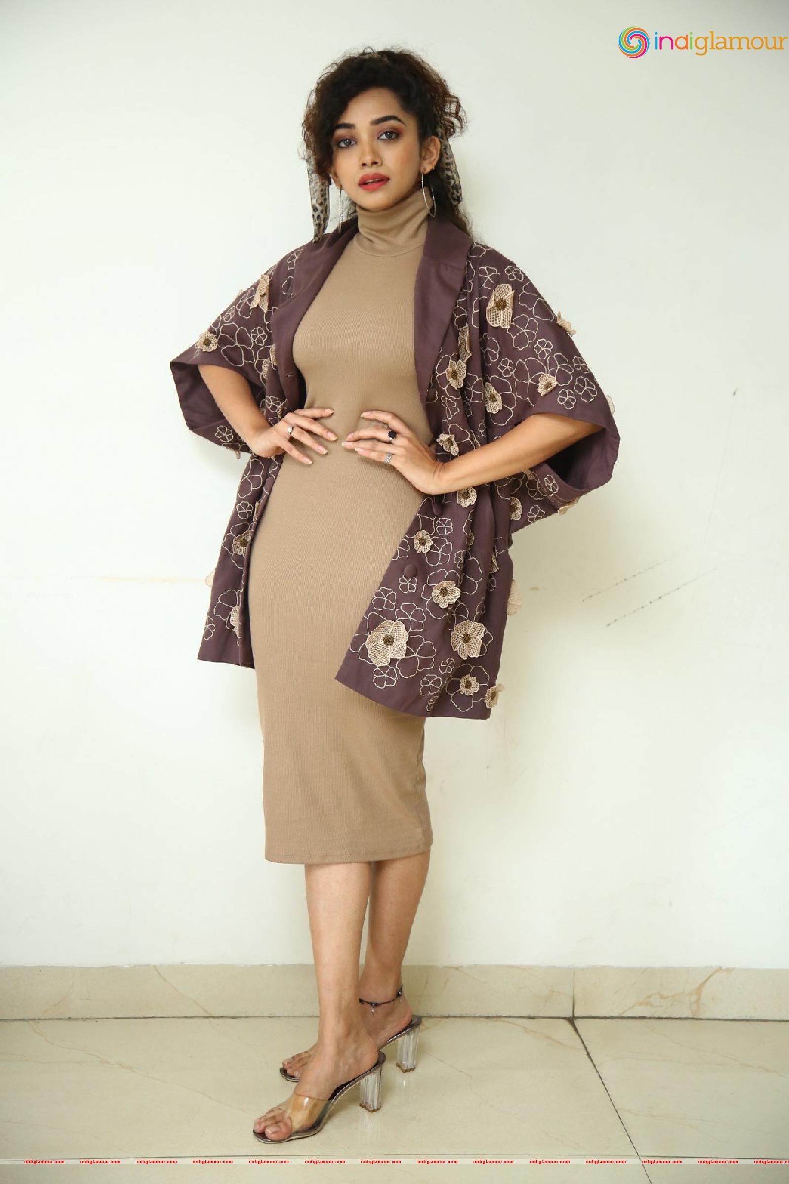 Saanve Megghana Actress hd photo