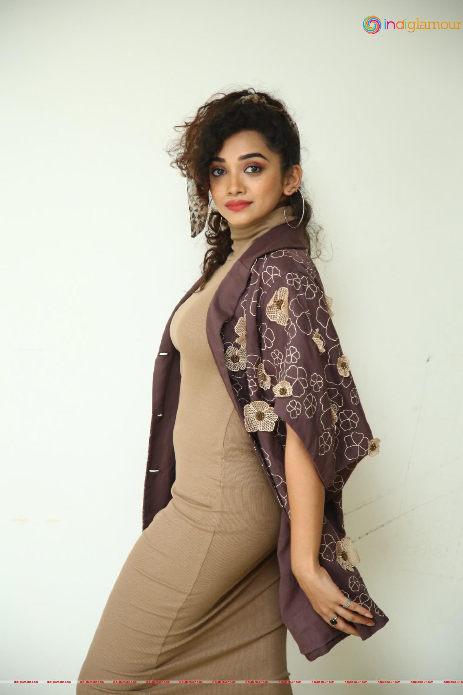 Saanve Megghana Actress hd photo