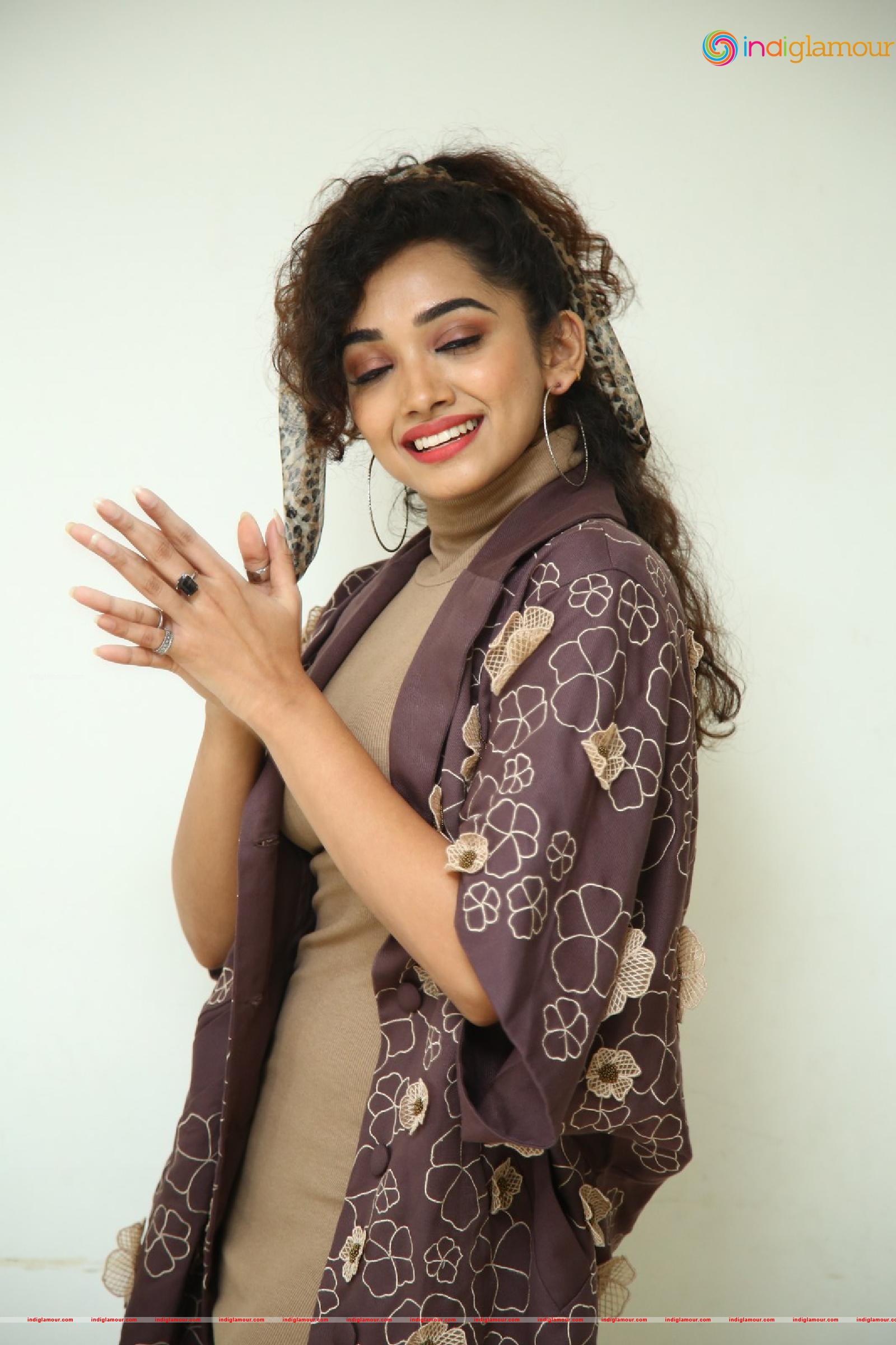 Saanve Megghana Actress hd photo