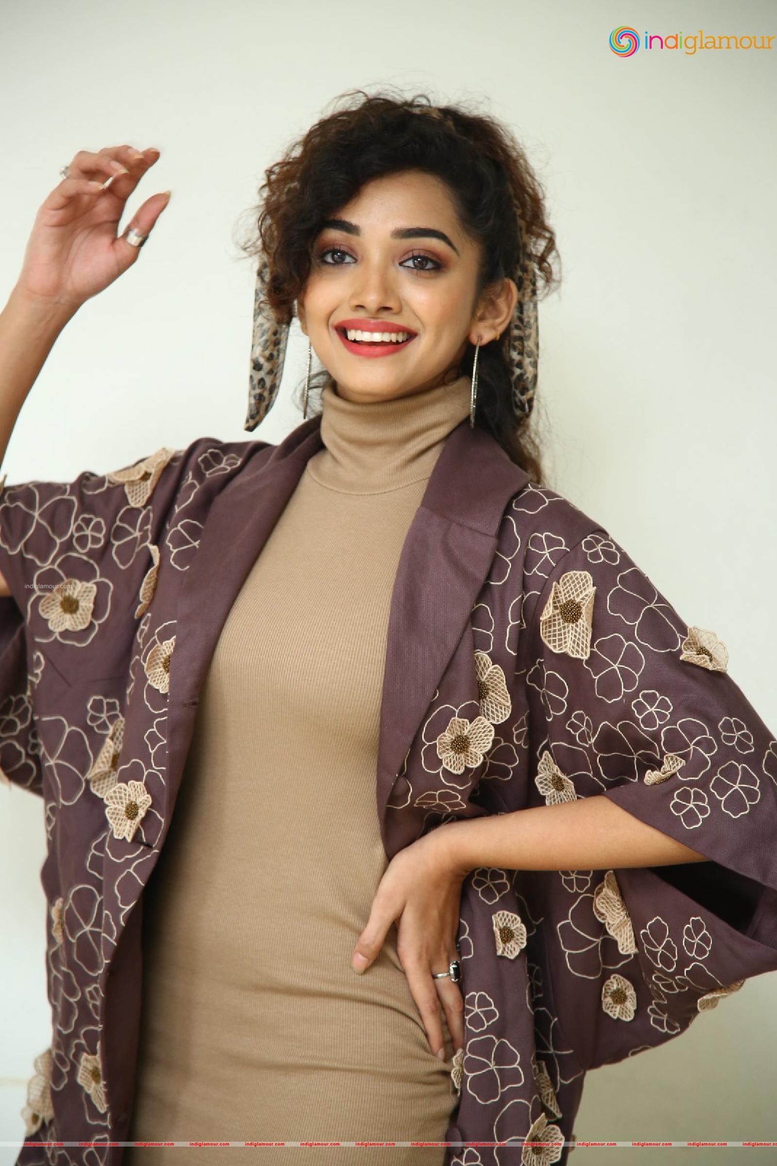 Saanve Megghana Actress hd photo