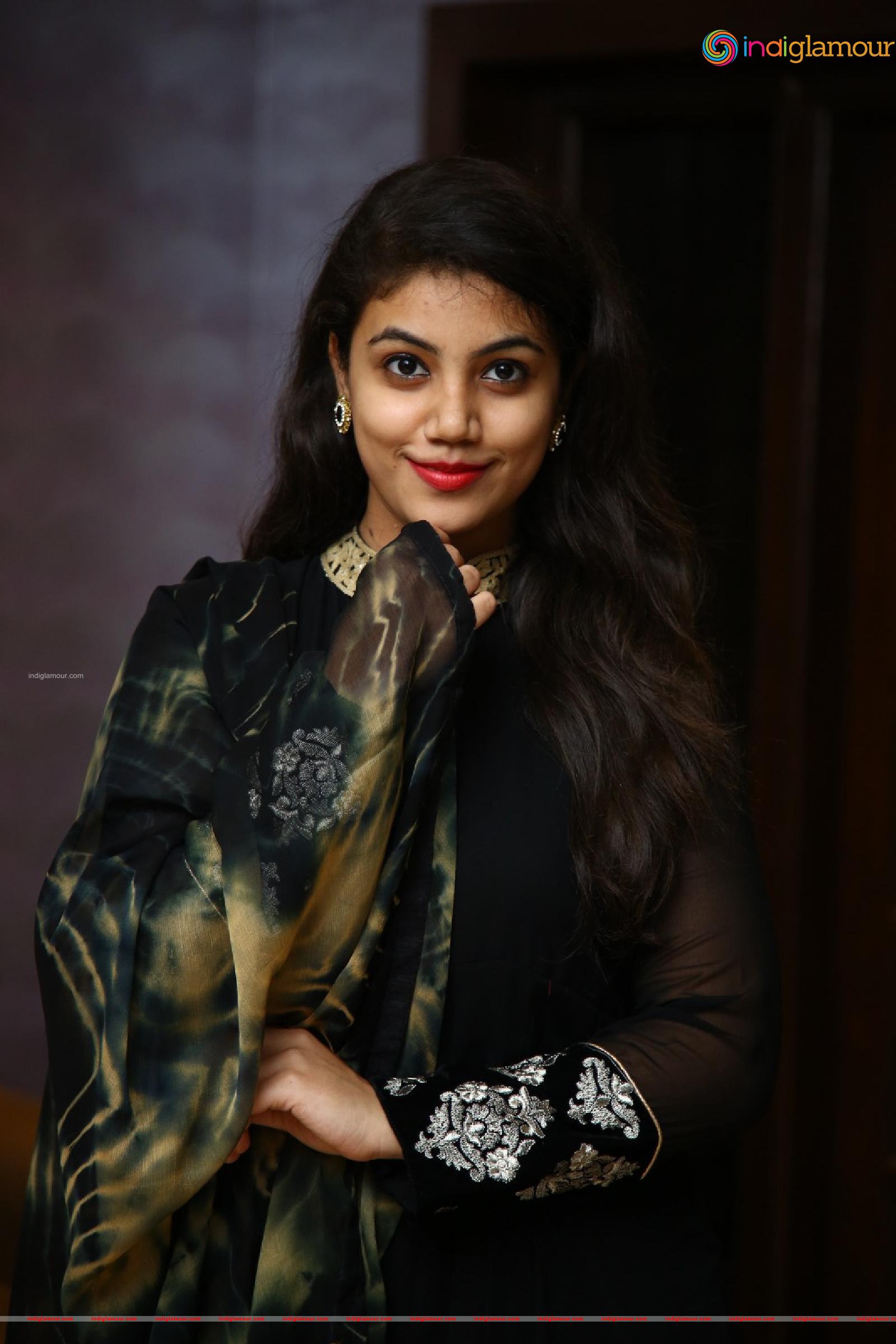 Aqsa Khan Actress hd photo