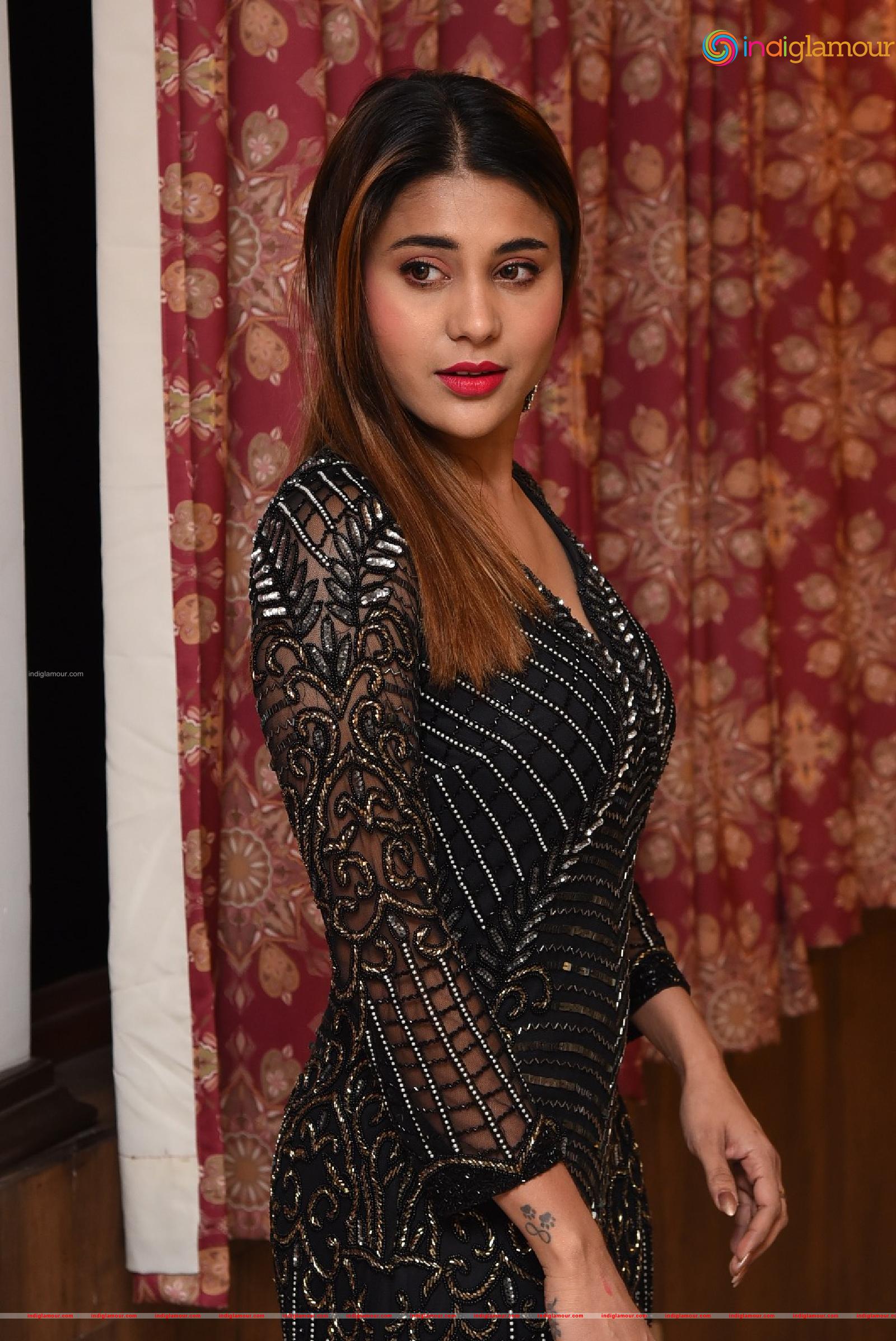 Hamida Actress hd photo
