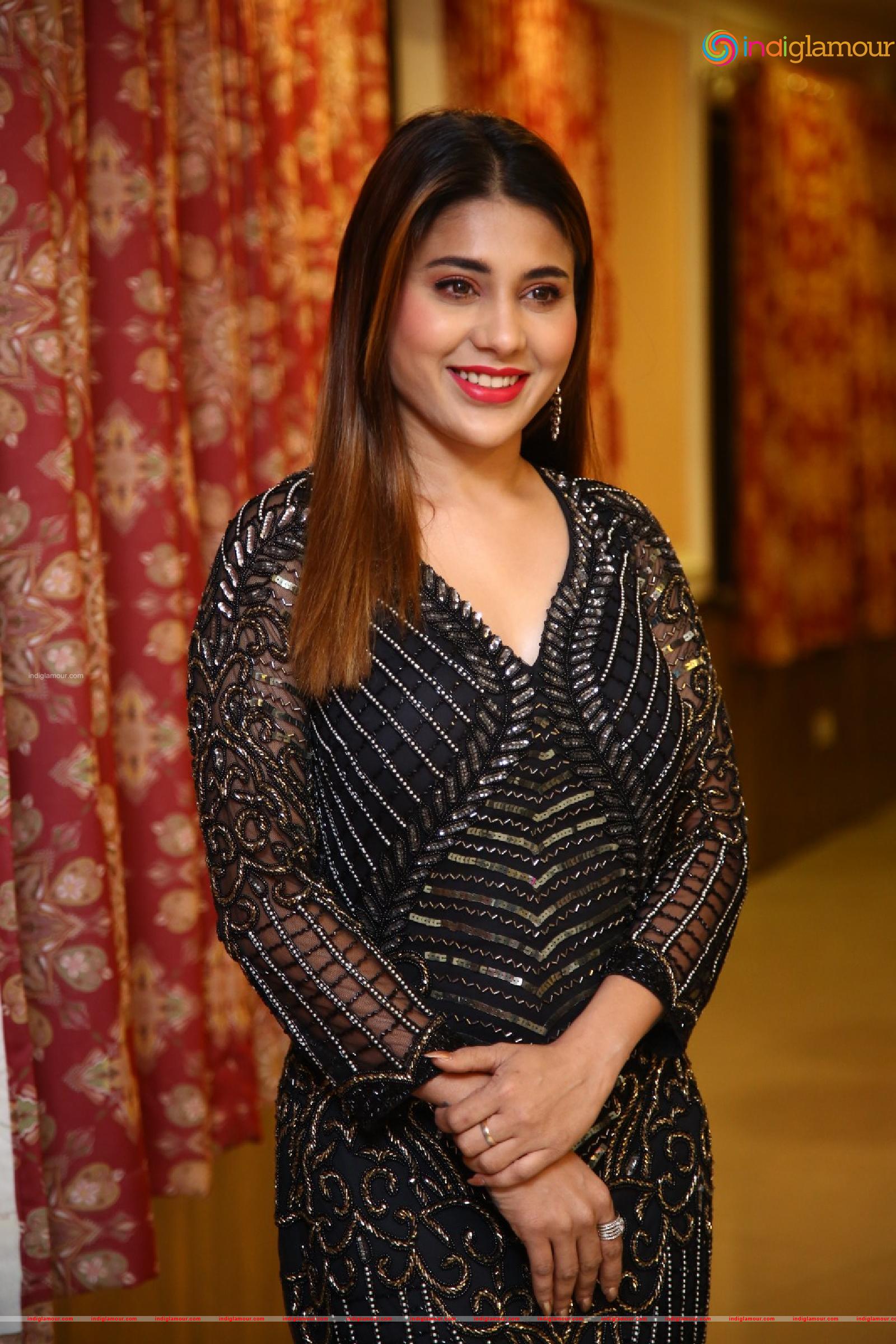 Hamida Actress hd photo