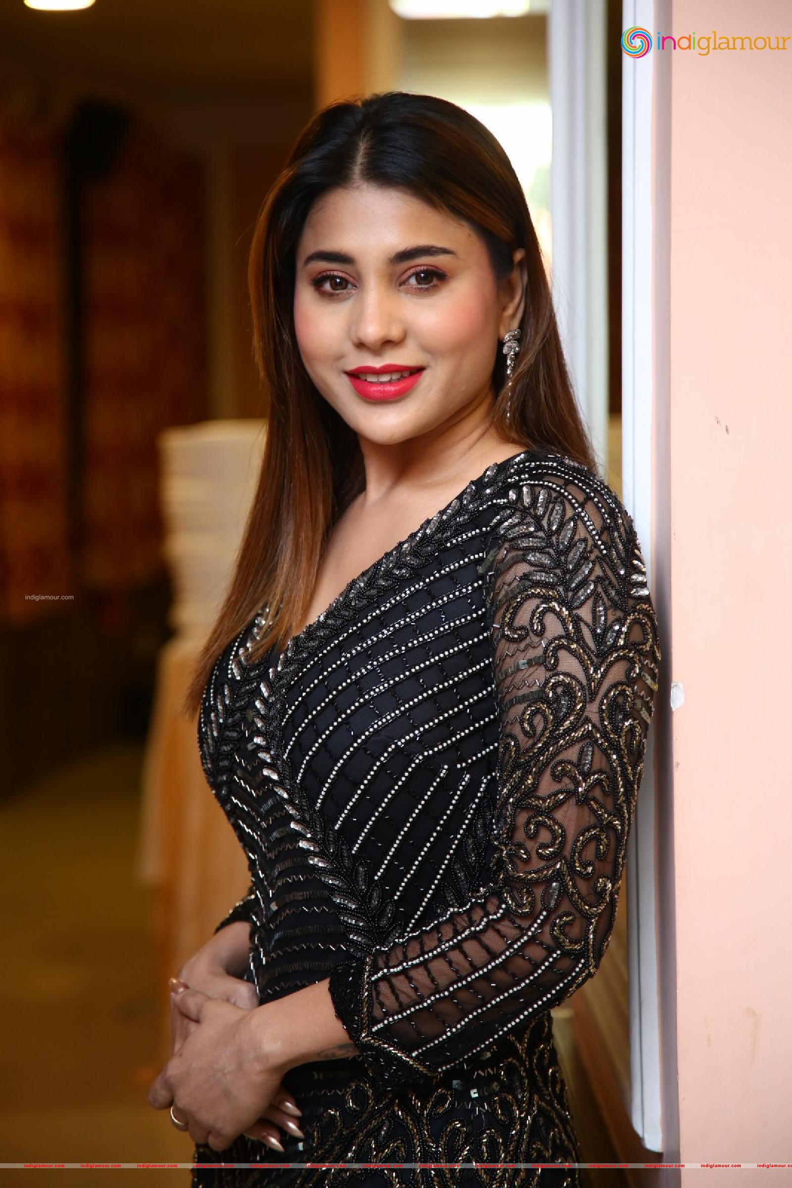 Hamida Actress hd photo