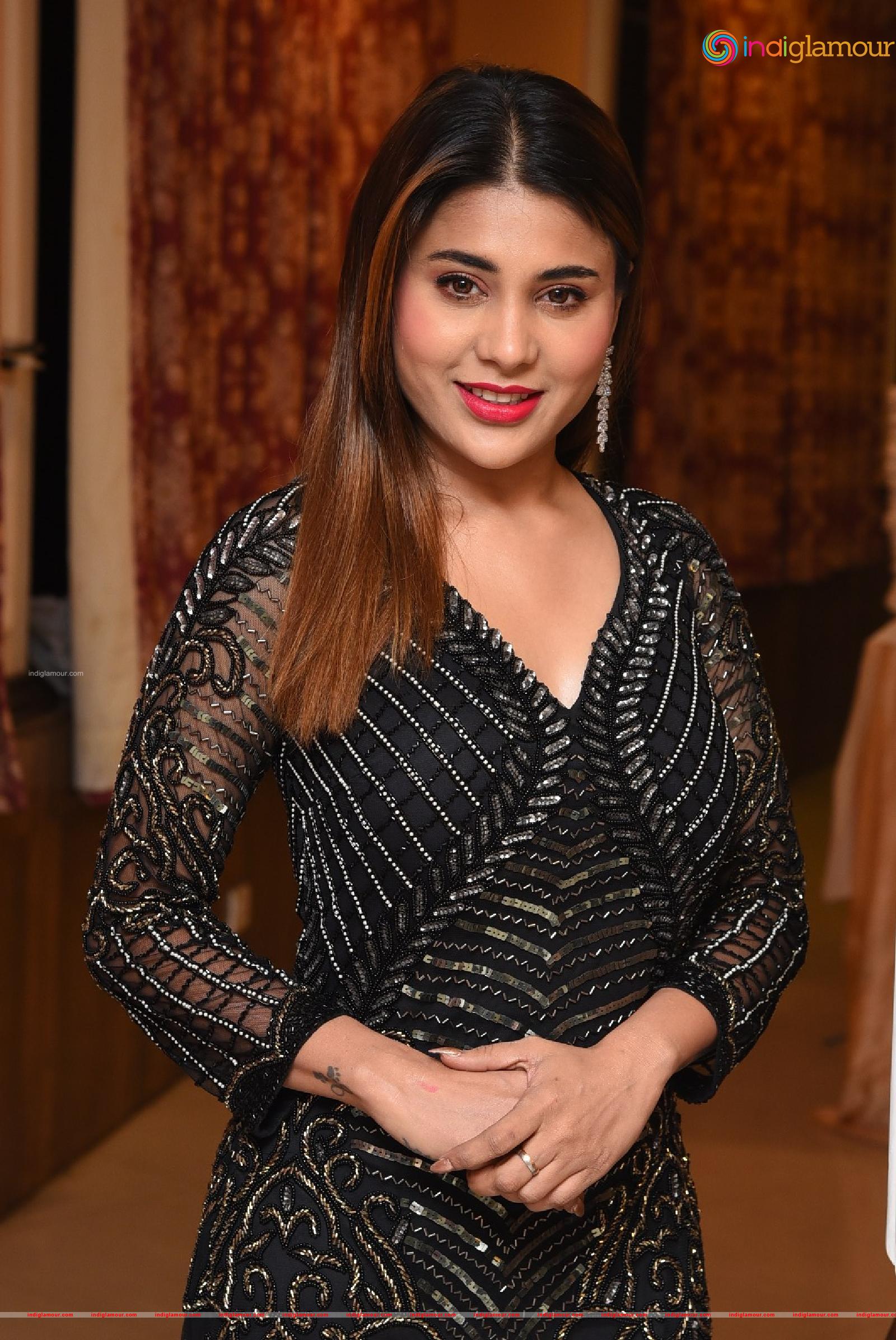 Hamida Actress hd photo