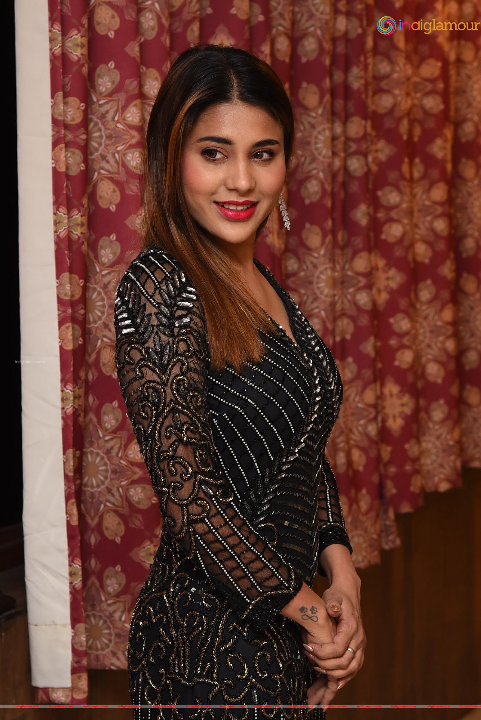Hamida Actress hd photo