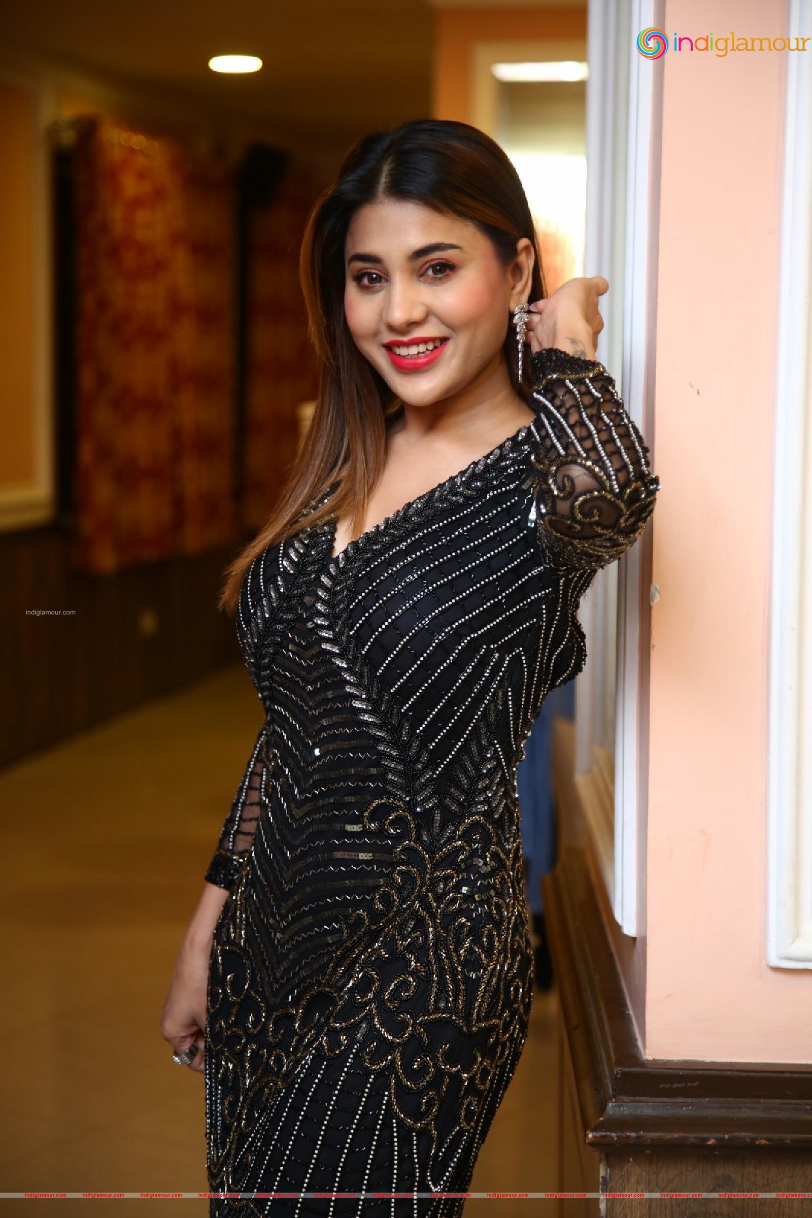 Hamida Actress hd photo