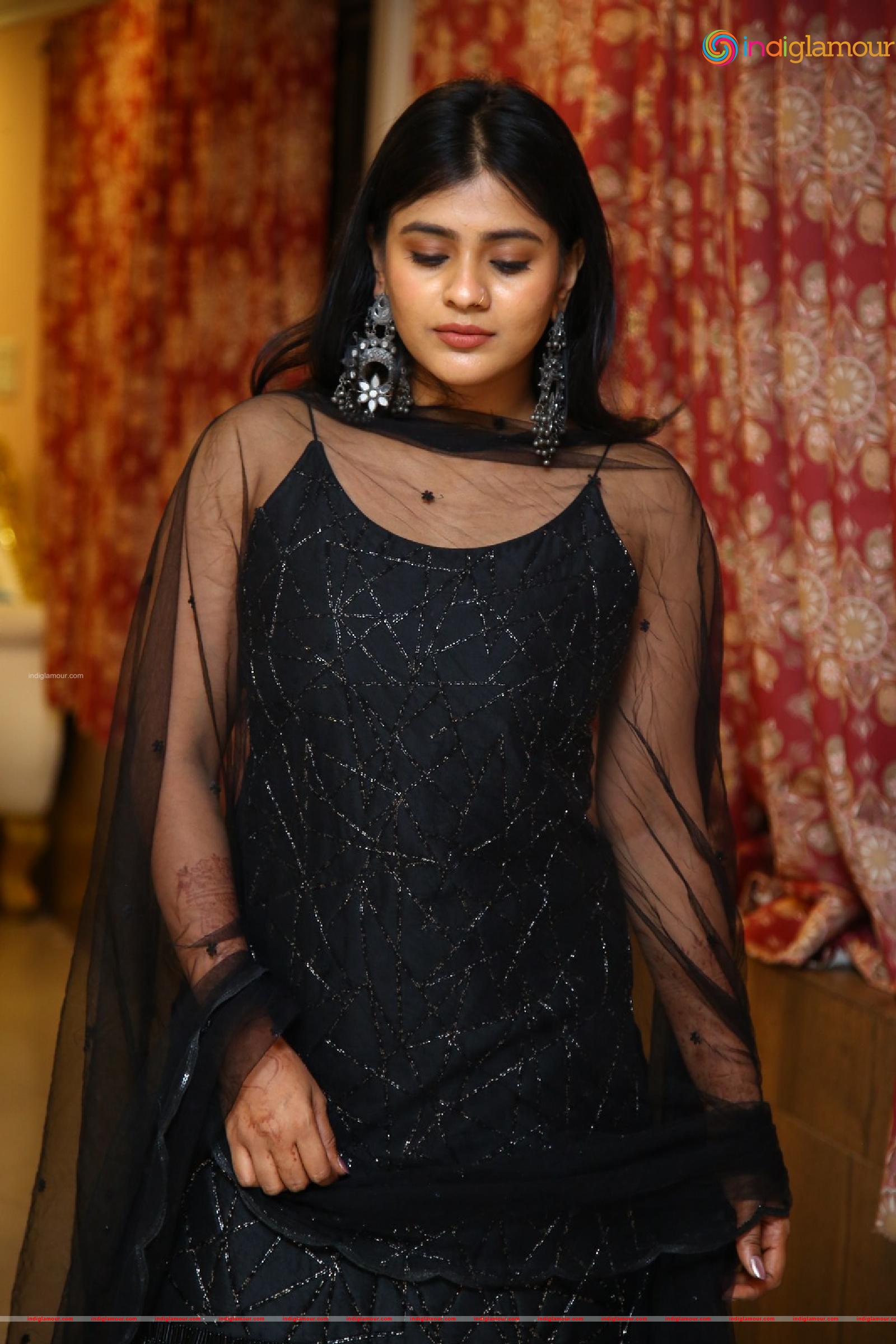 Hebah Patel Actress hd photo