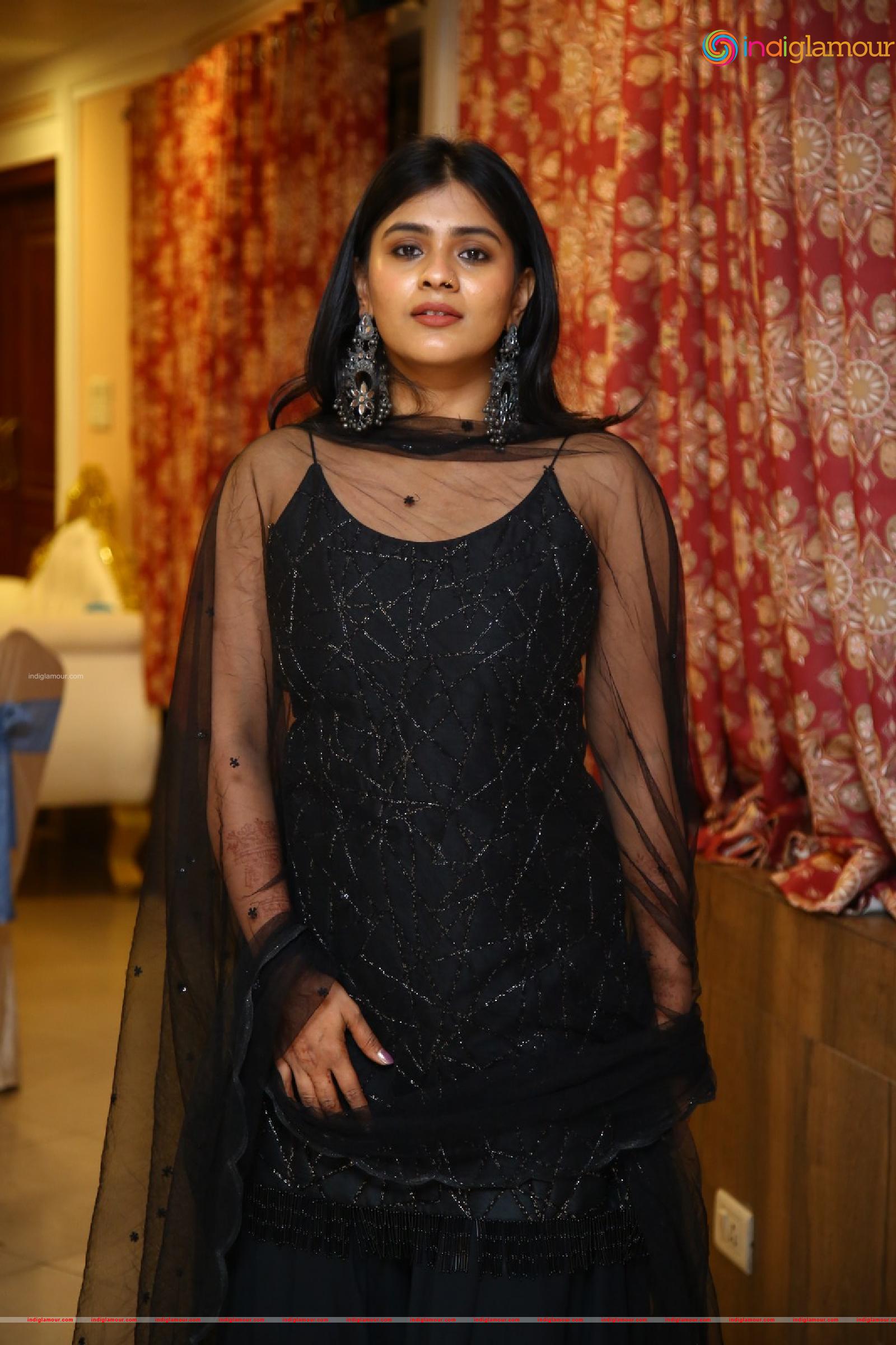Hebah Patel Actress hd photo