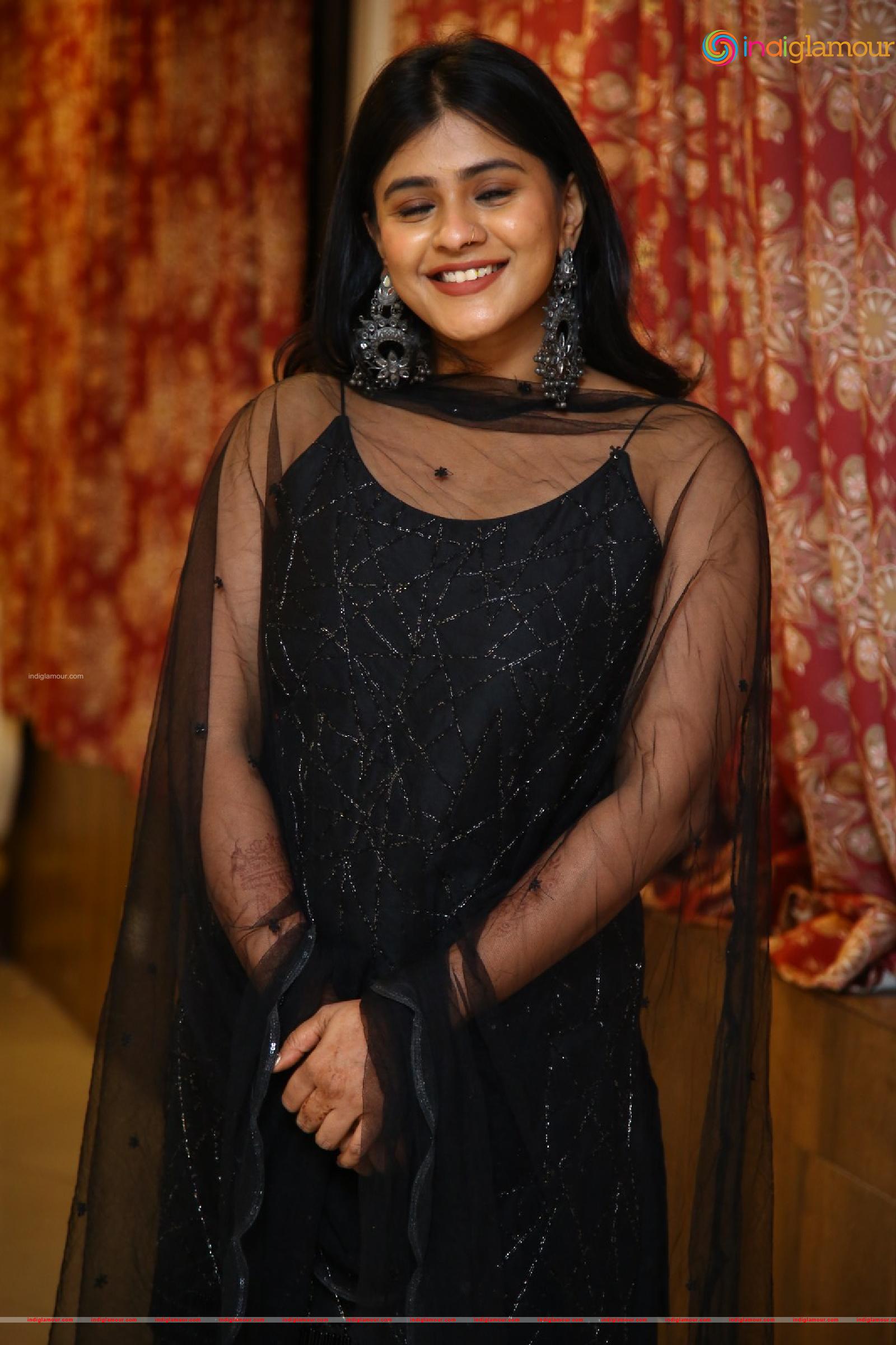 Hebah Patel Actress hd photo
