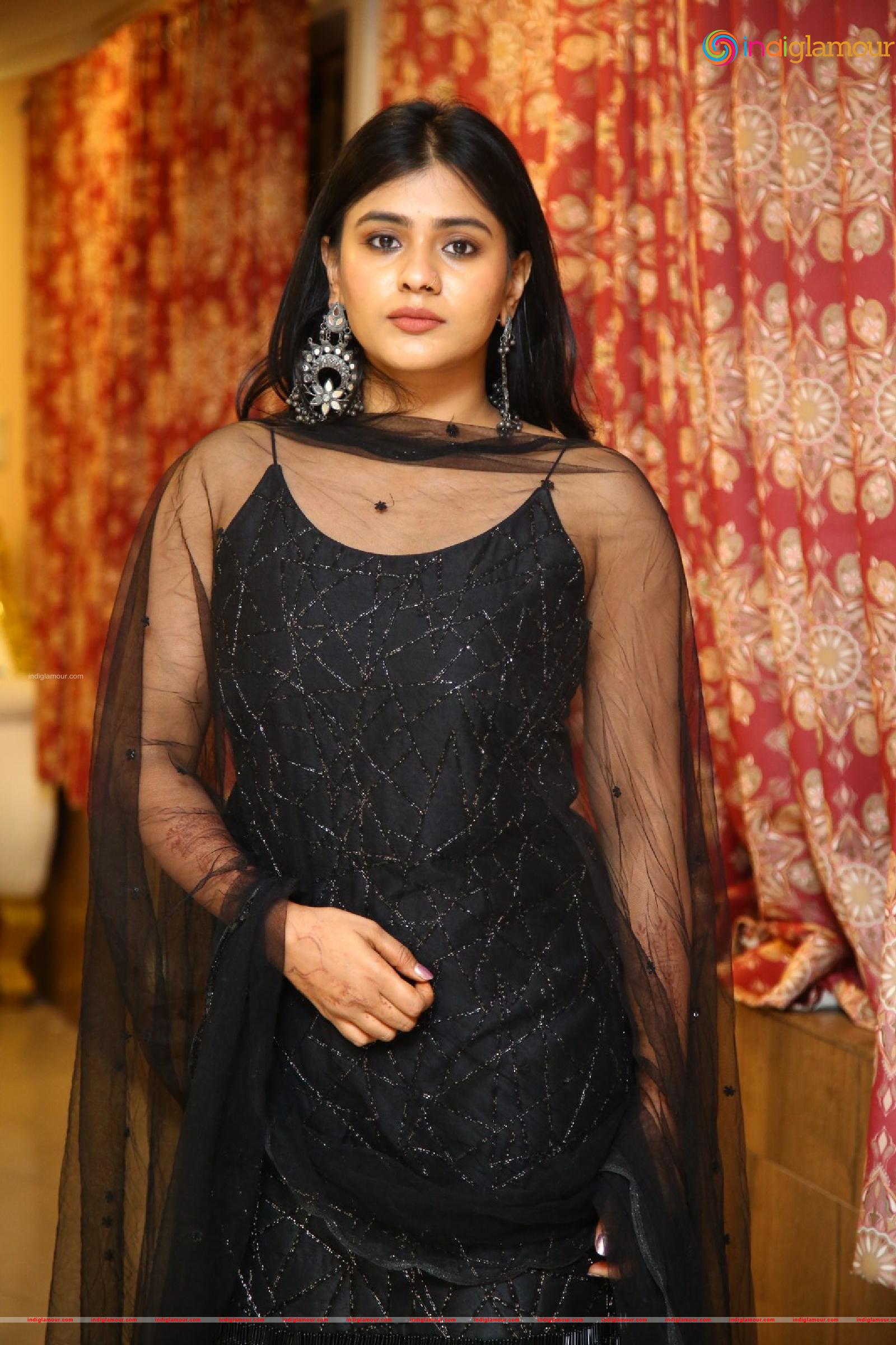 Hebah Patel Actress hd photo
