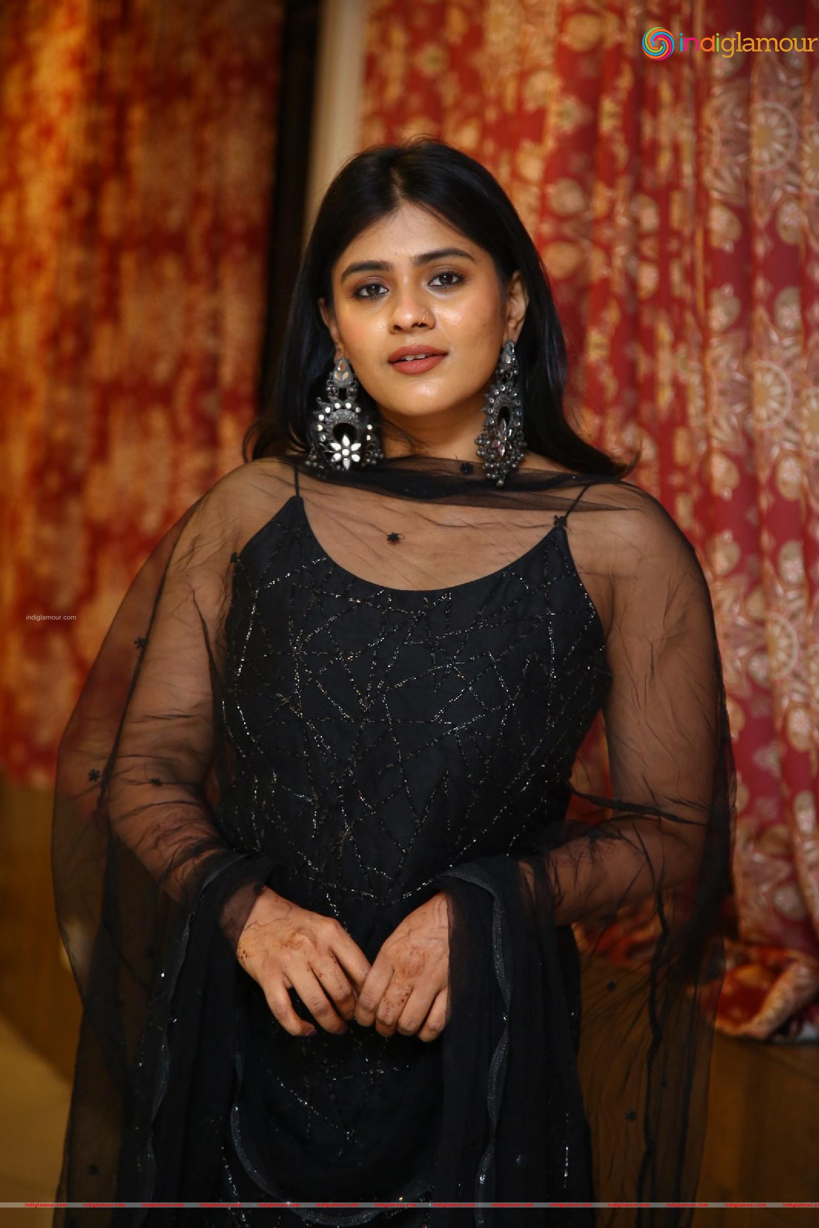 Hebah Patel Actress hd photo