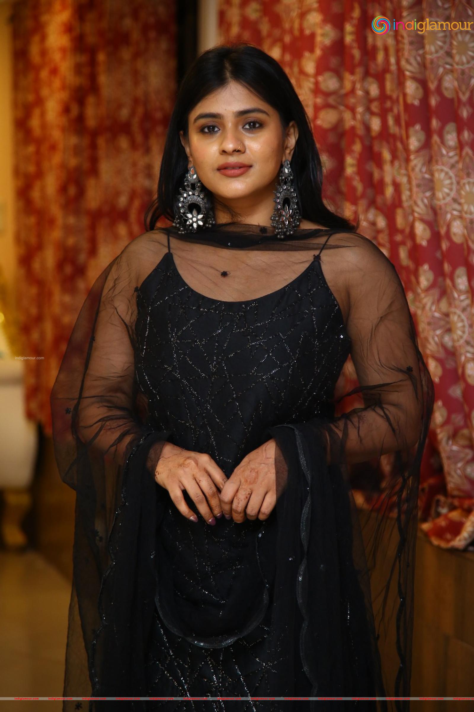 Hebah Patel Actress hd photo