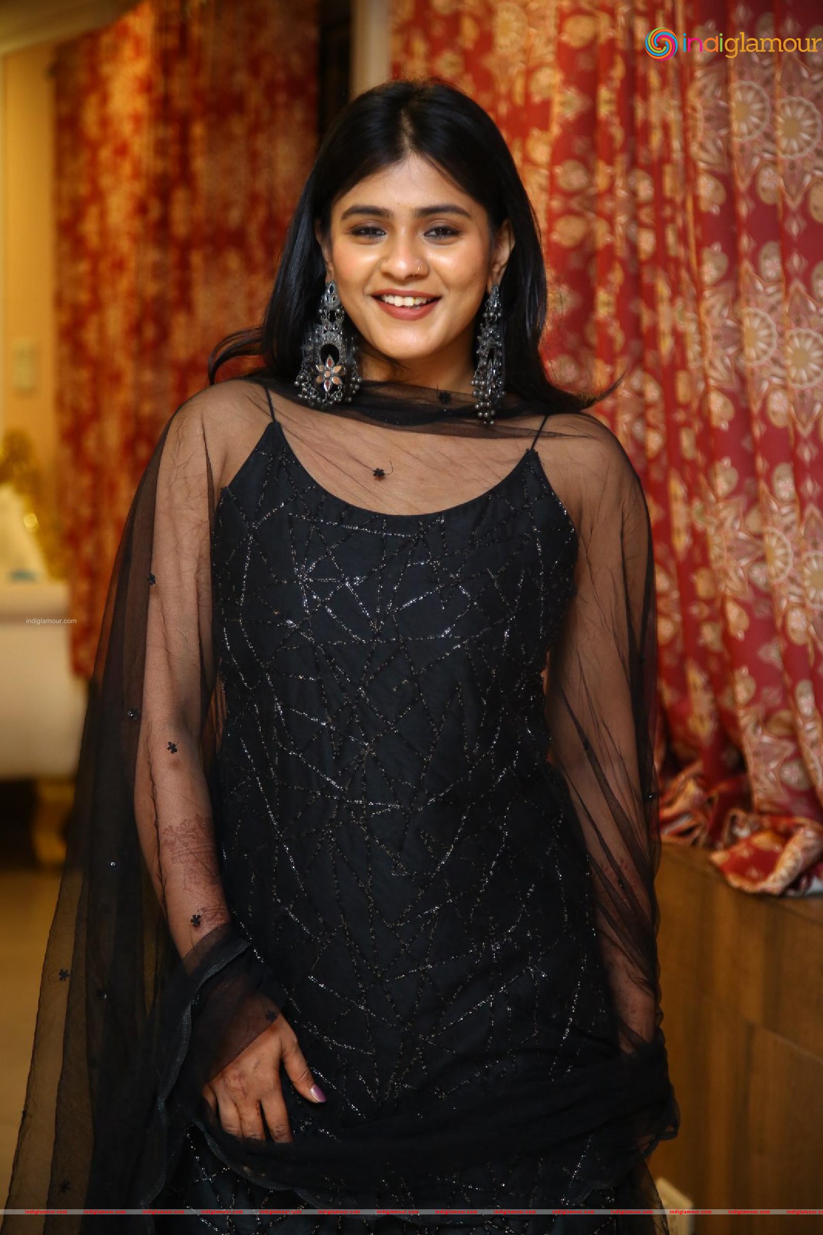 Hebah Patel Actress hd photo