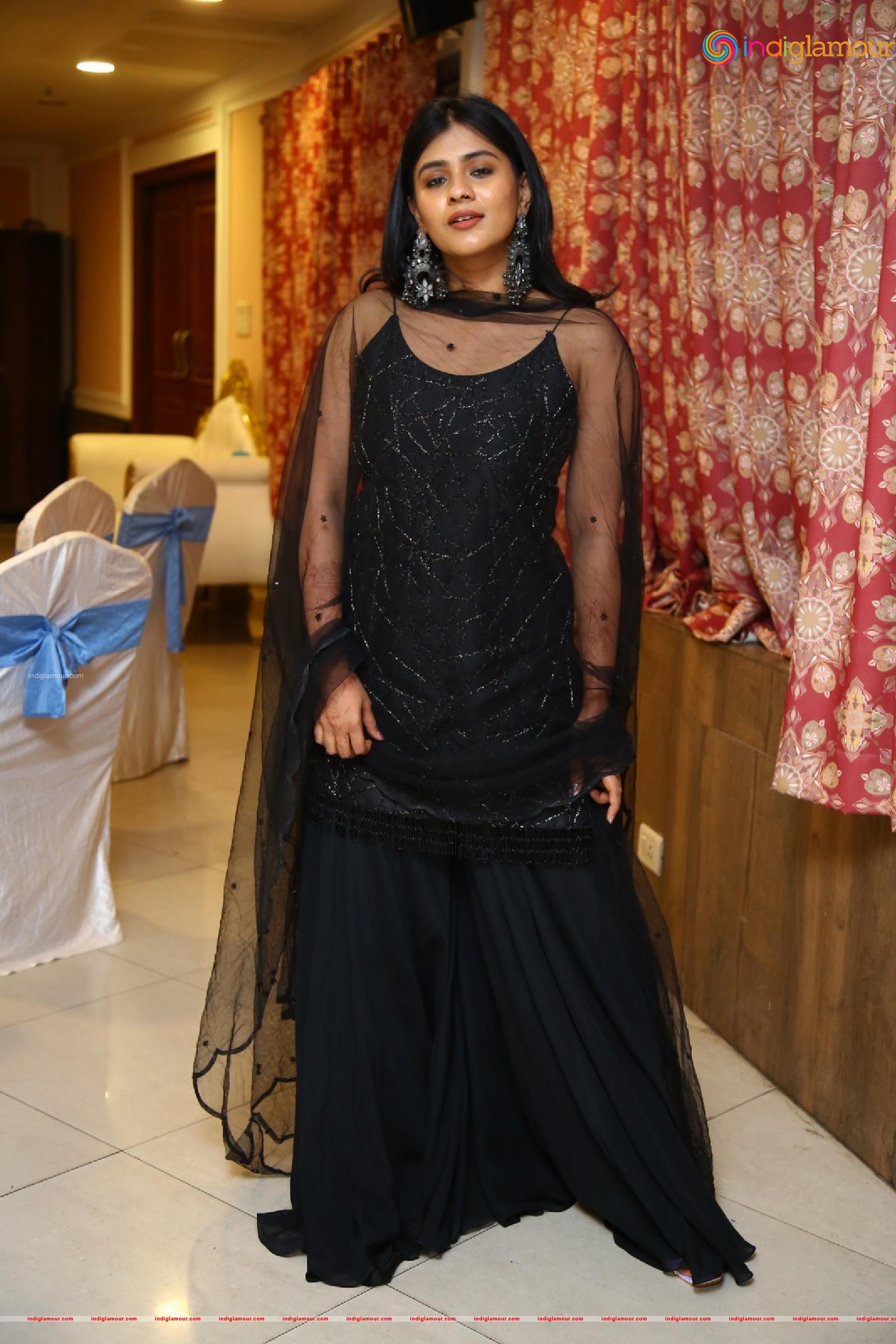 Hebah Patel Actress hd photo
