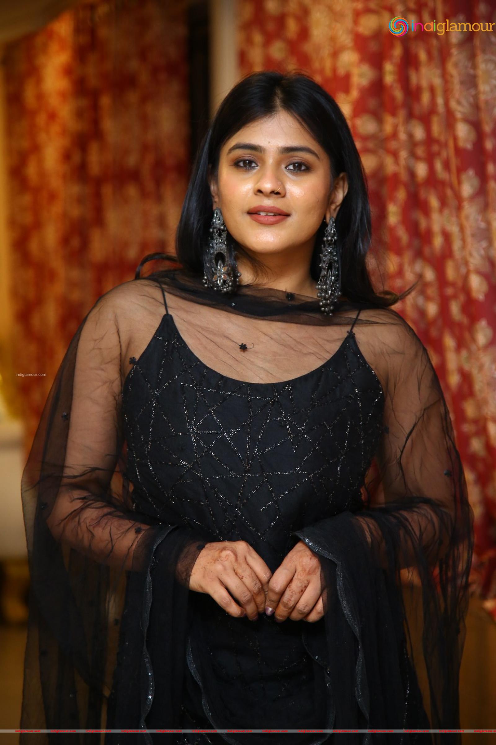 Hebah Patel Actress hd photo