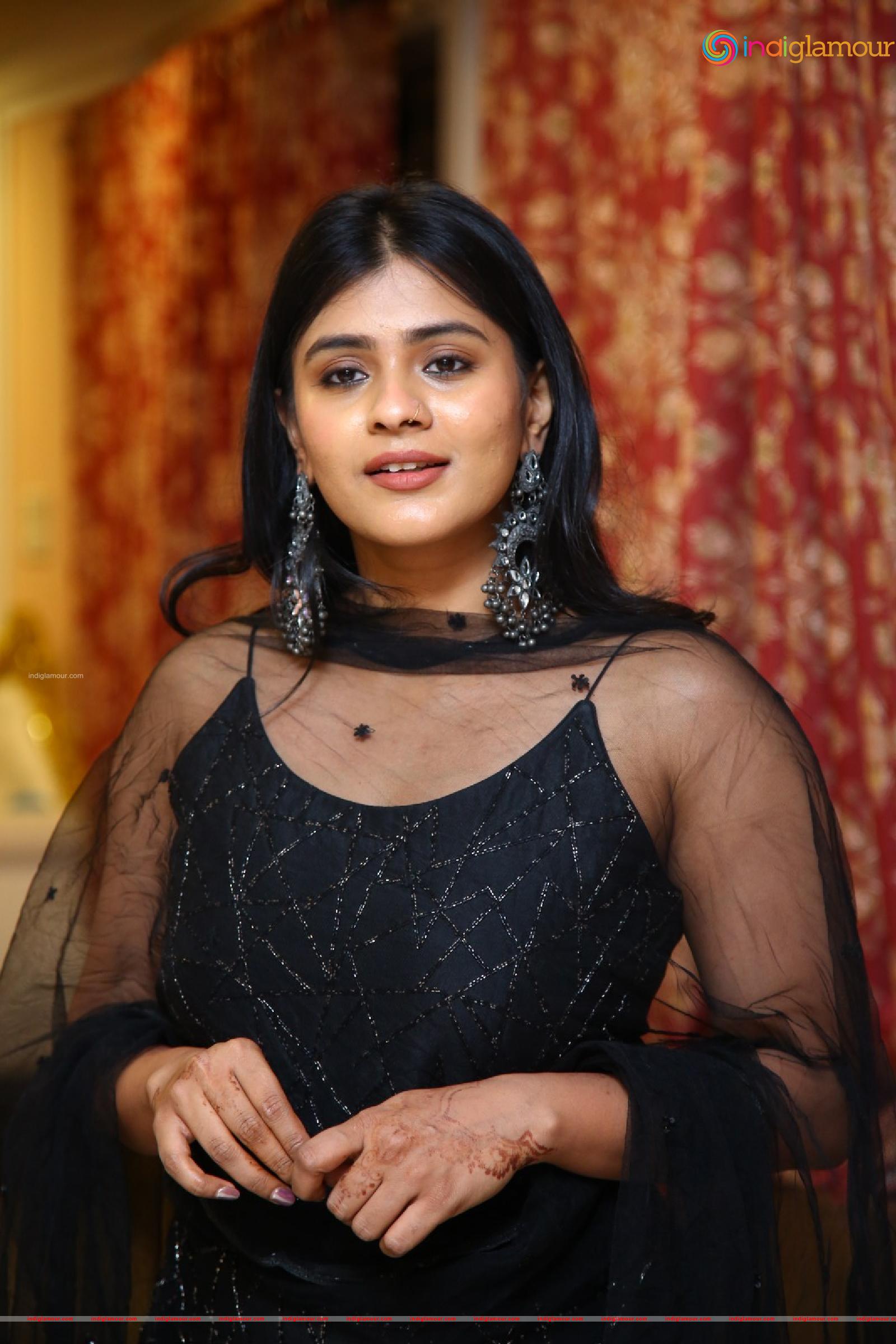Hebah Patel Actress hd photo