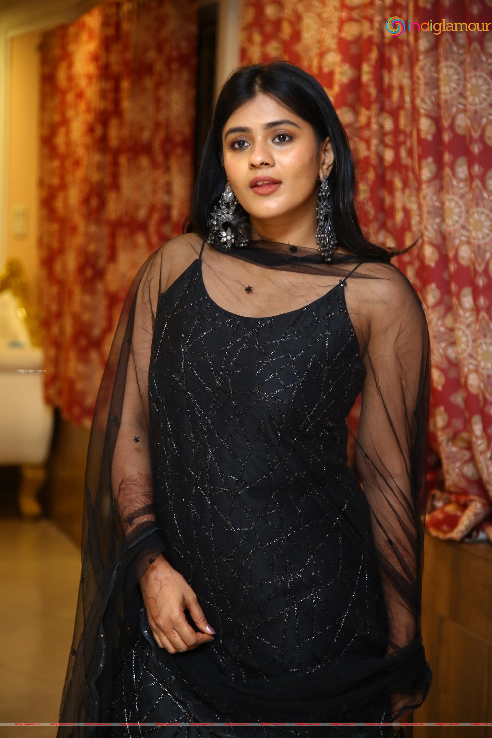 Hebah Patel Actress hd photo