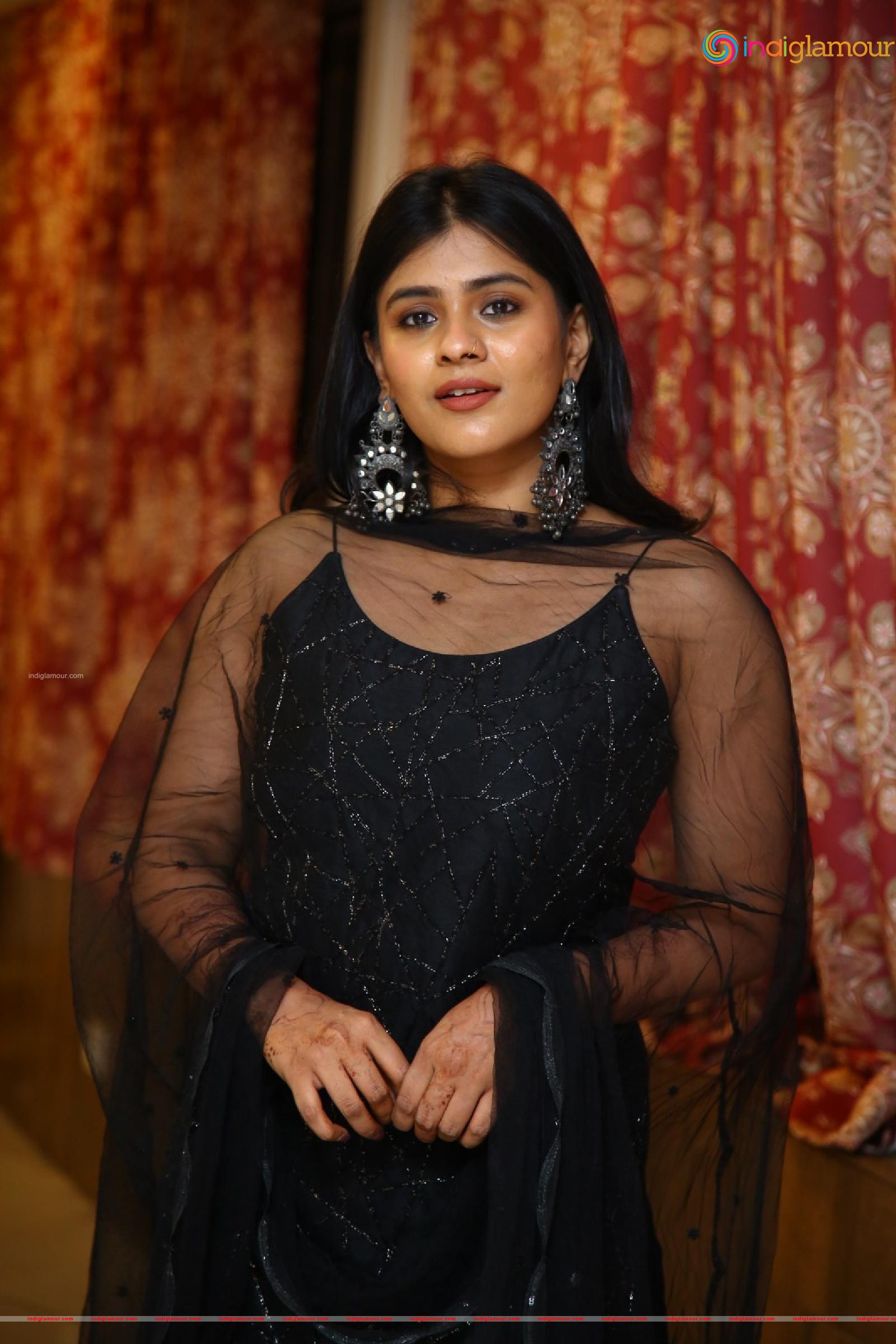 Hebah Patel Actress hd photo