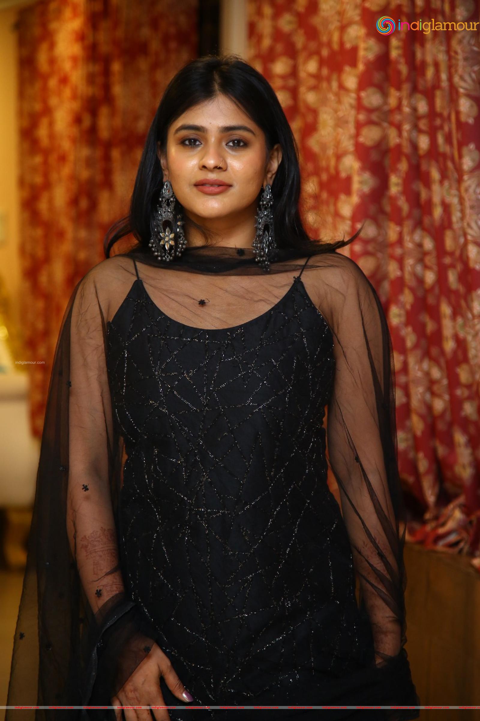 Hebah Patel Actress hd photo
