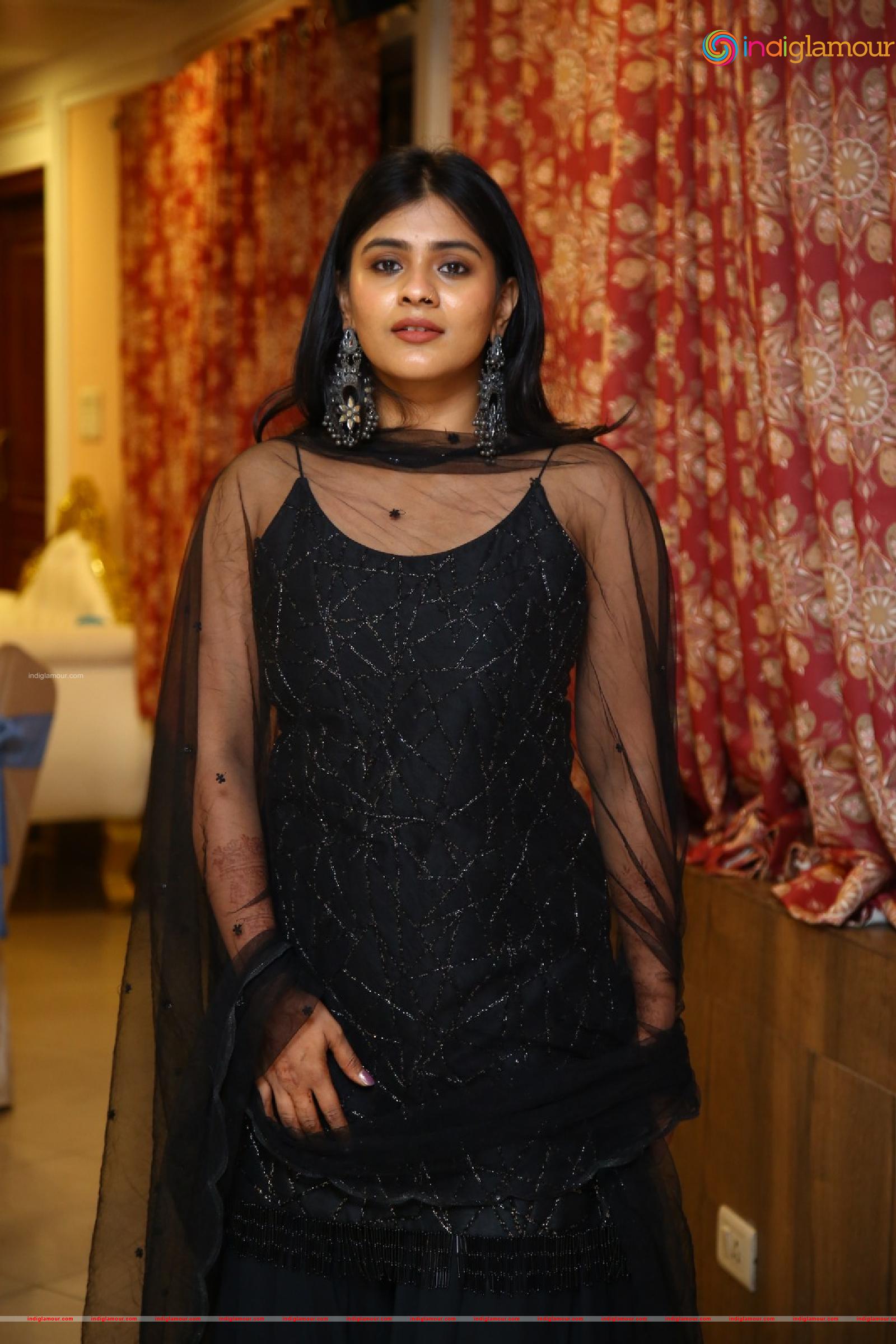 Hebah Patel Actress hd photo