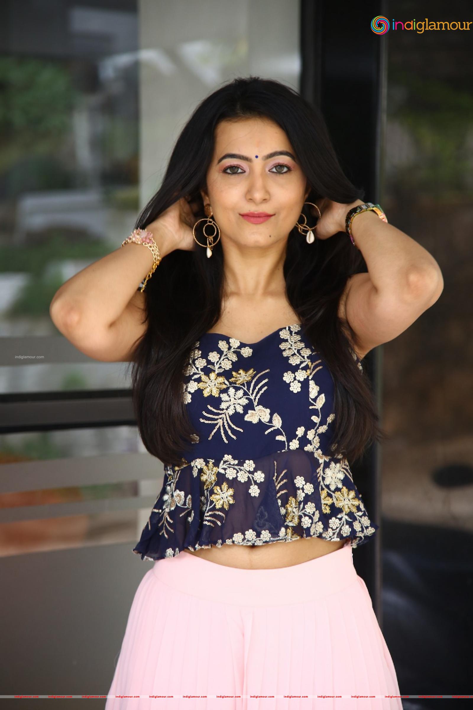 Adhvithi Shetty Actress hd photo
