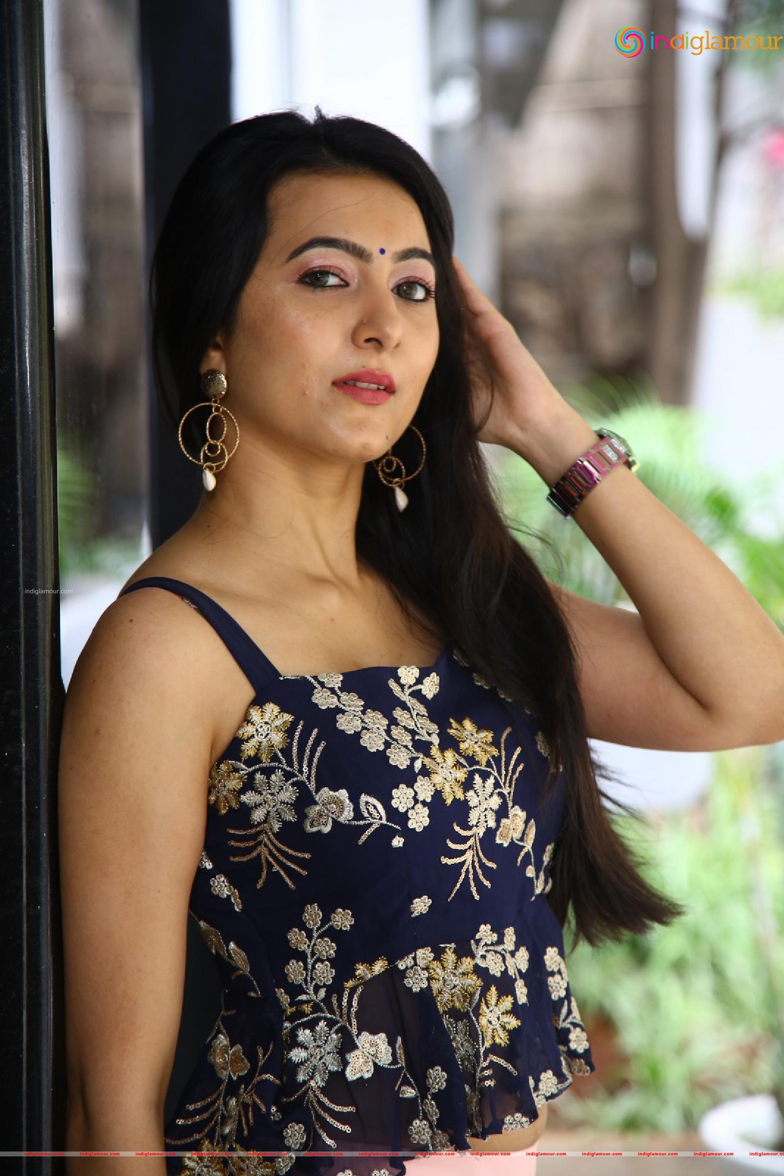 Adhvithi Shetty Actress hd photo